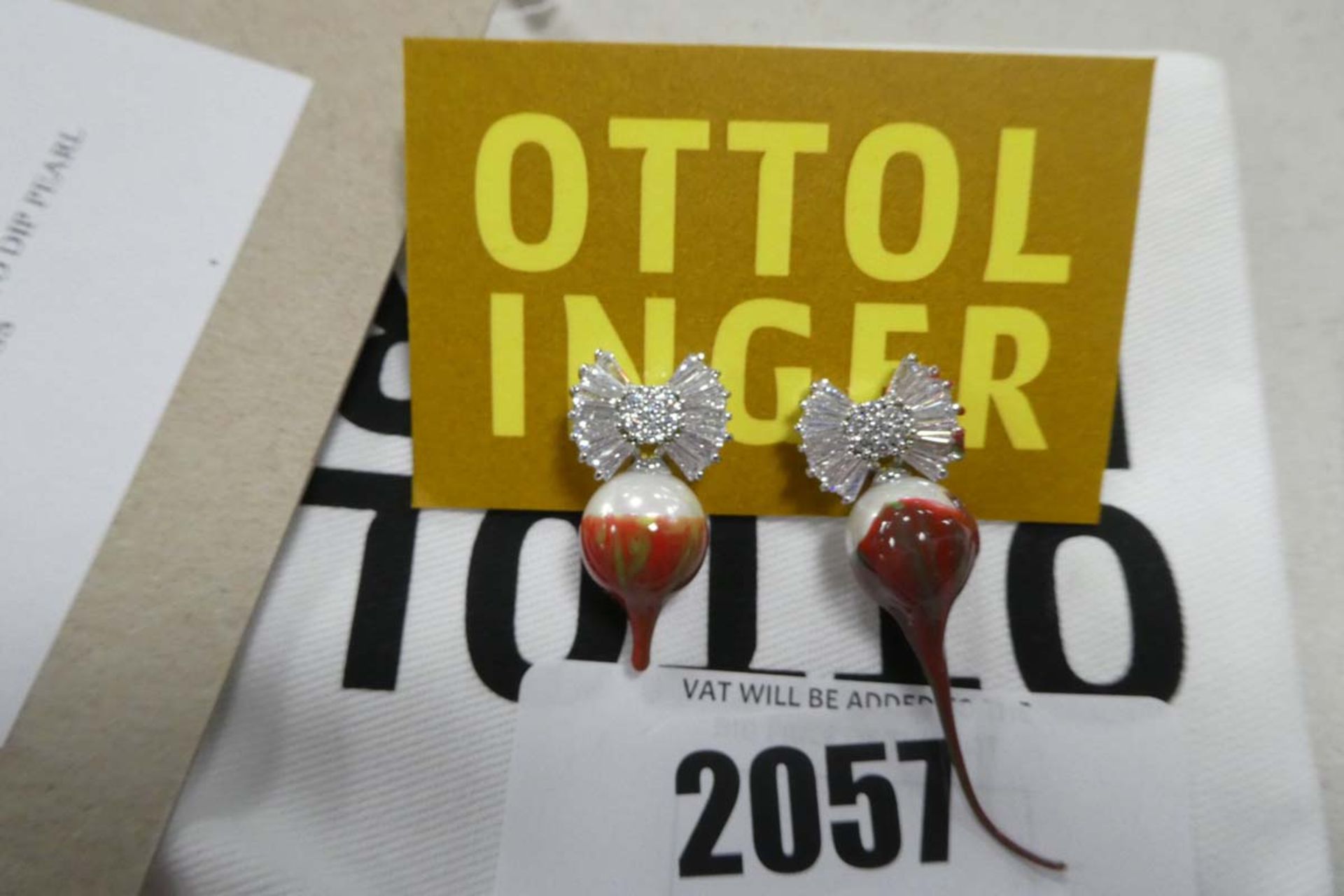 Ottolinger pair of earrings - Image 2 of 2