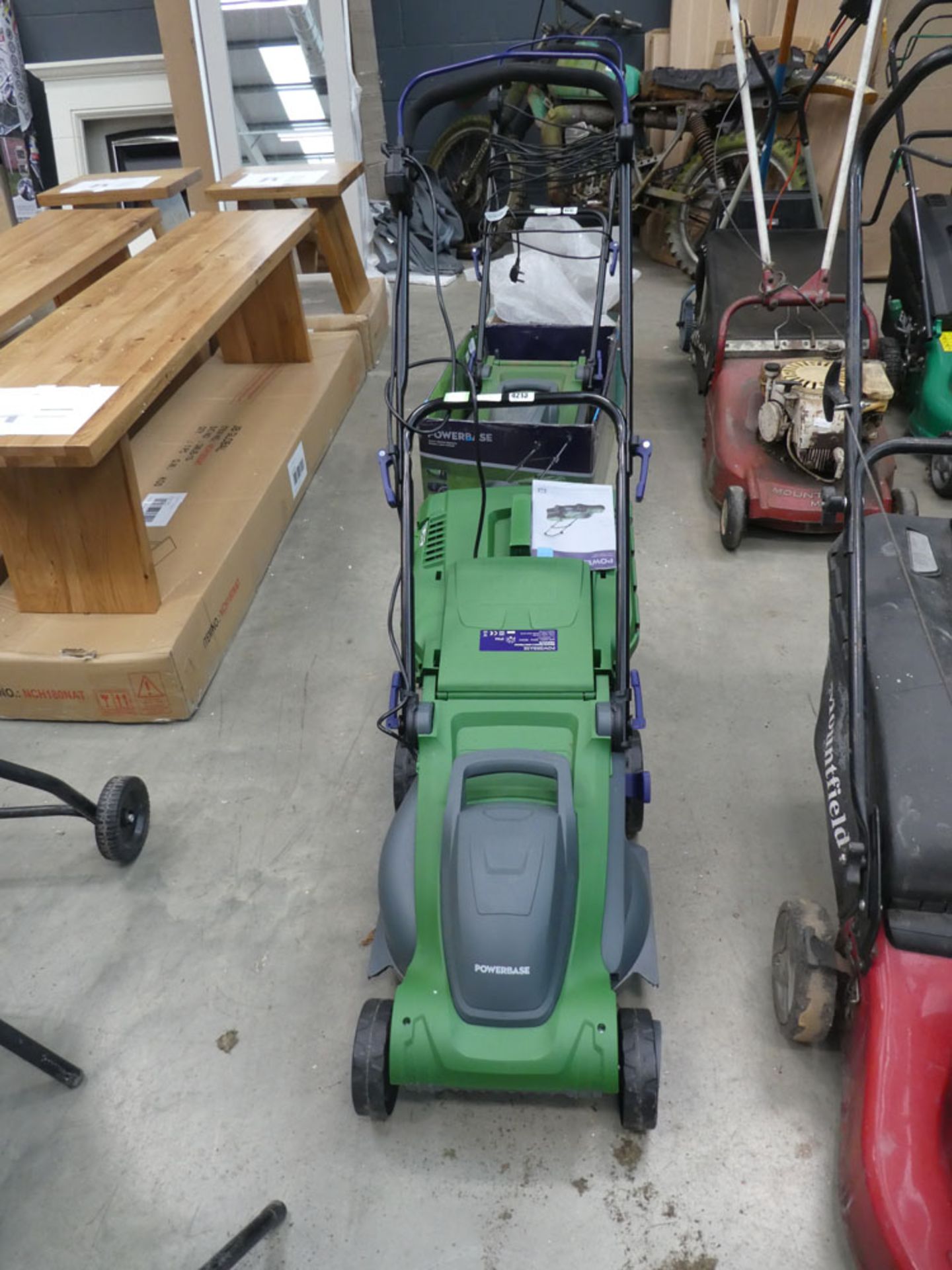 Powerbase electric mower, with grass box