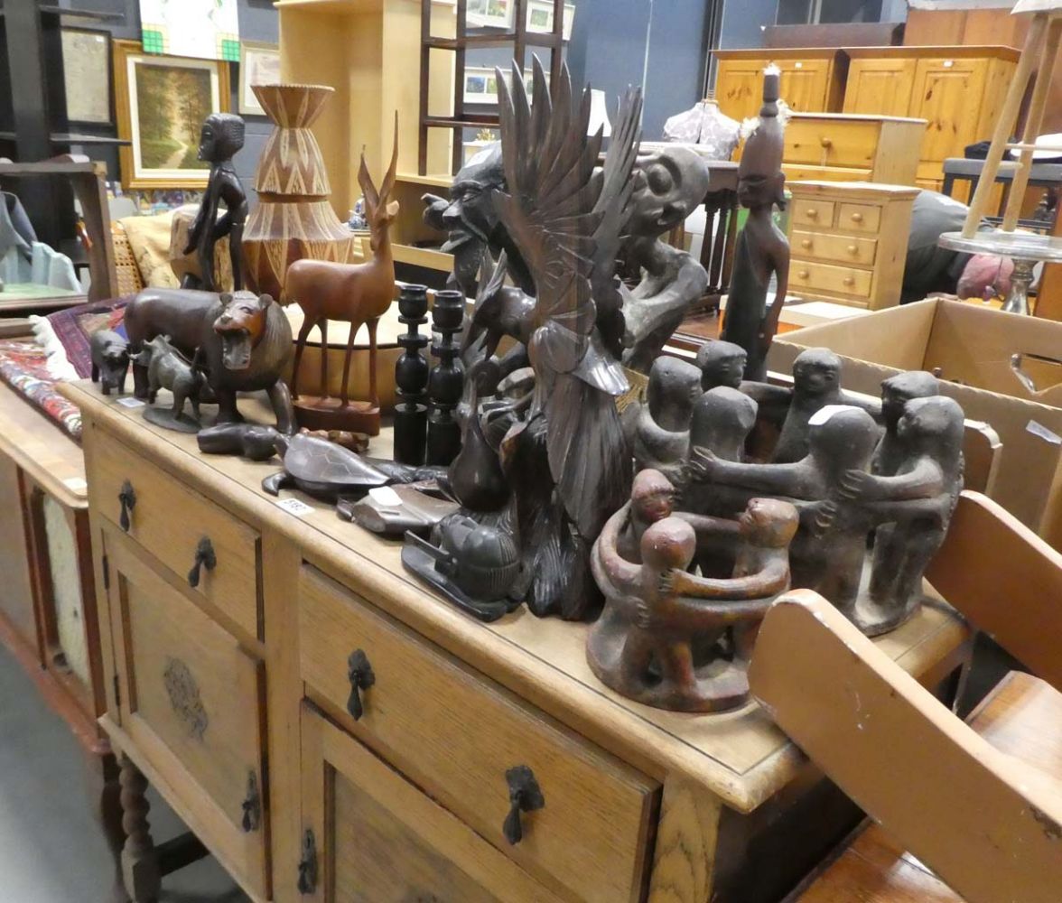 Saleroom 5 Furniture & Effects