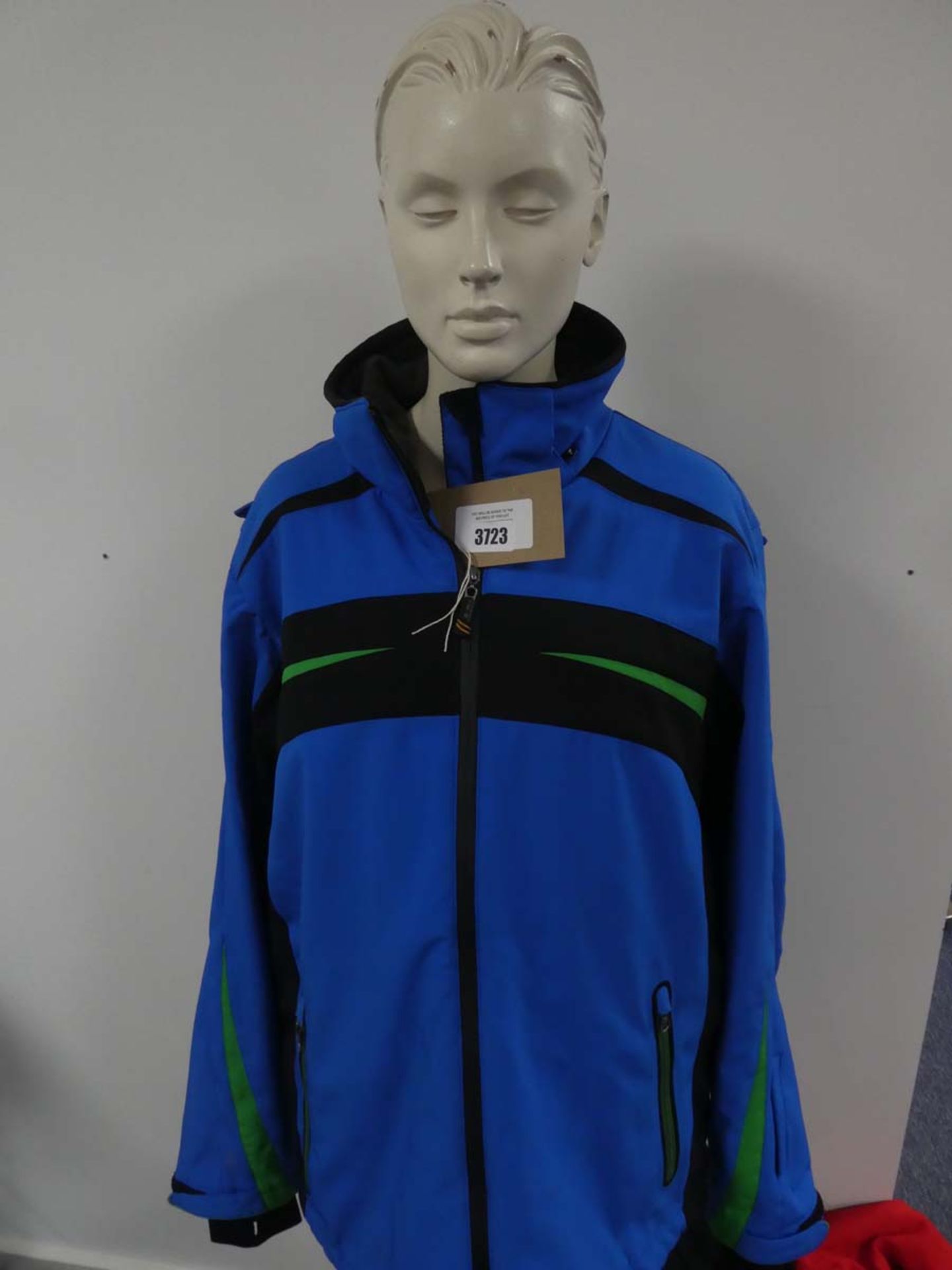 Killtec level 5 outdoor jacket (possibly used, but in good condition) in blue, size large