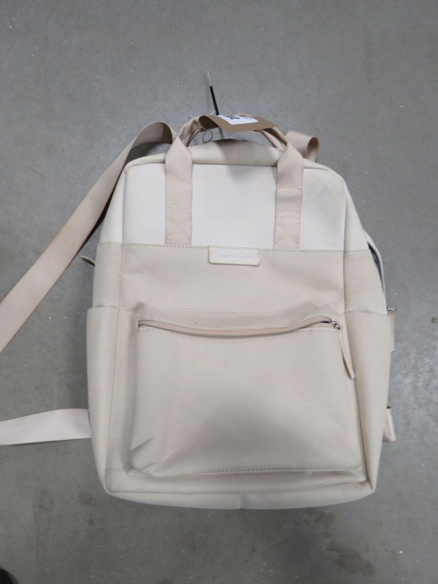 3787 Kapten and son cream backpack