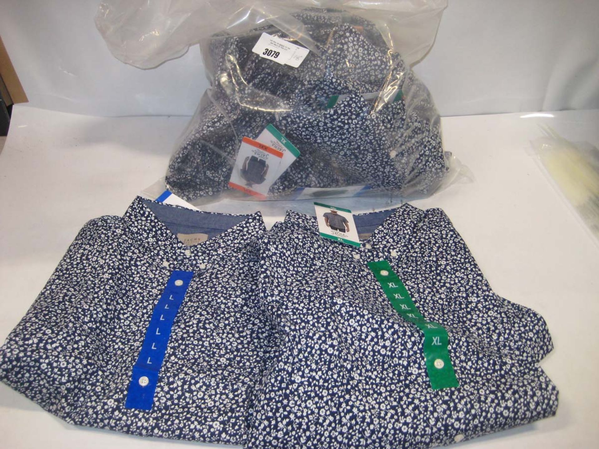 Bag containing approx. 18 Jachs of New York gents floral blue shirts