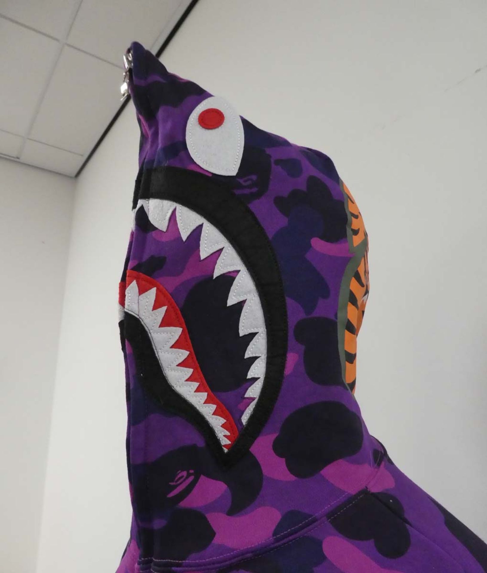 A Bathing Ape World Gone Mad shark hoodie in purple size XL - Image 2 of 3