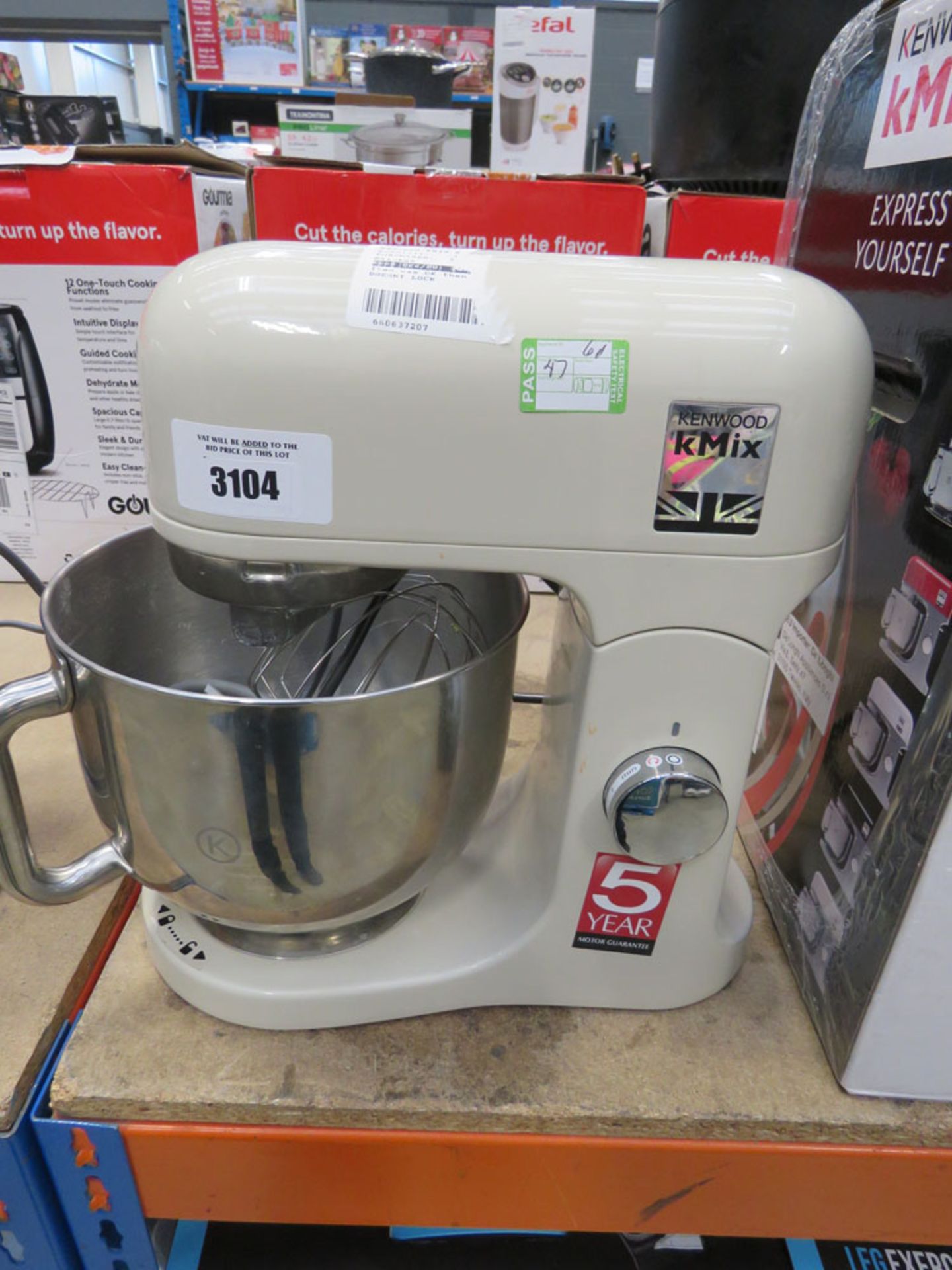 (TN60) Unboxed Kenwood K Mix standing mixer with 2 attachments