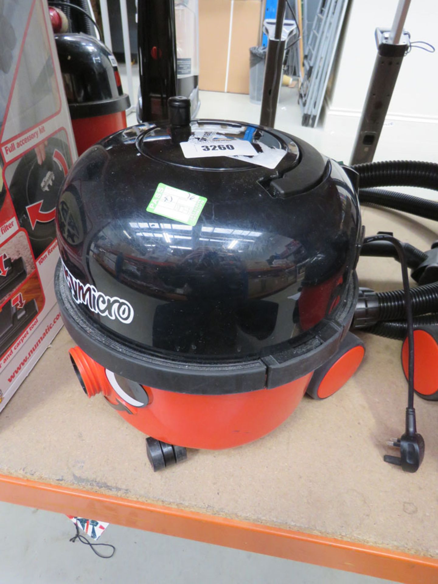 (76) Unboxed Henry Micro vacuum cleaner, no pipe or pole