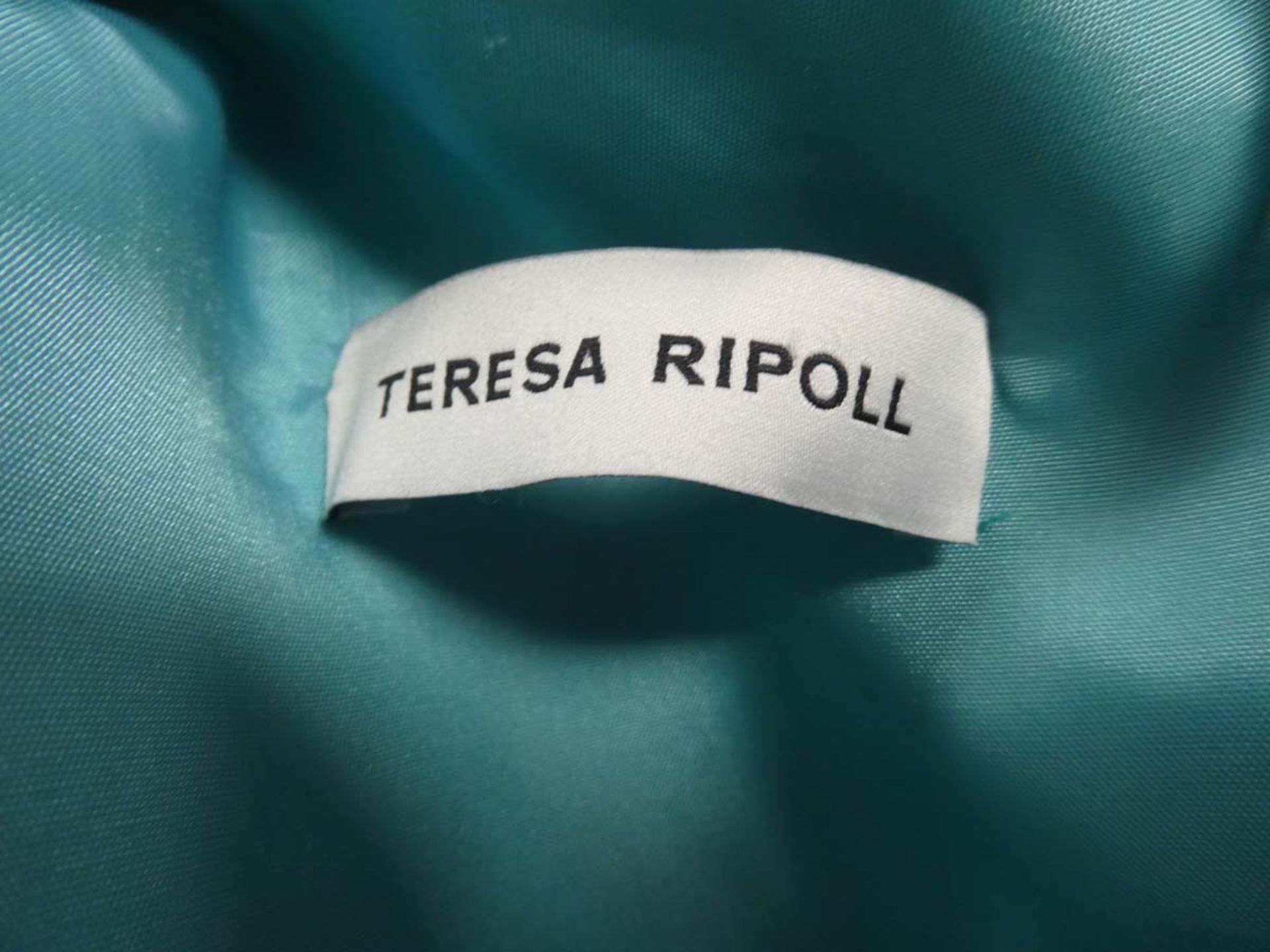 Teresa Ripoll green dress, size 46 (some signs of wear) - Image 2 of 2