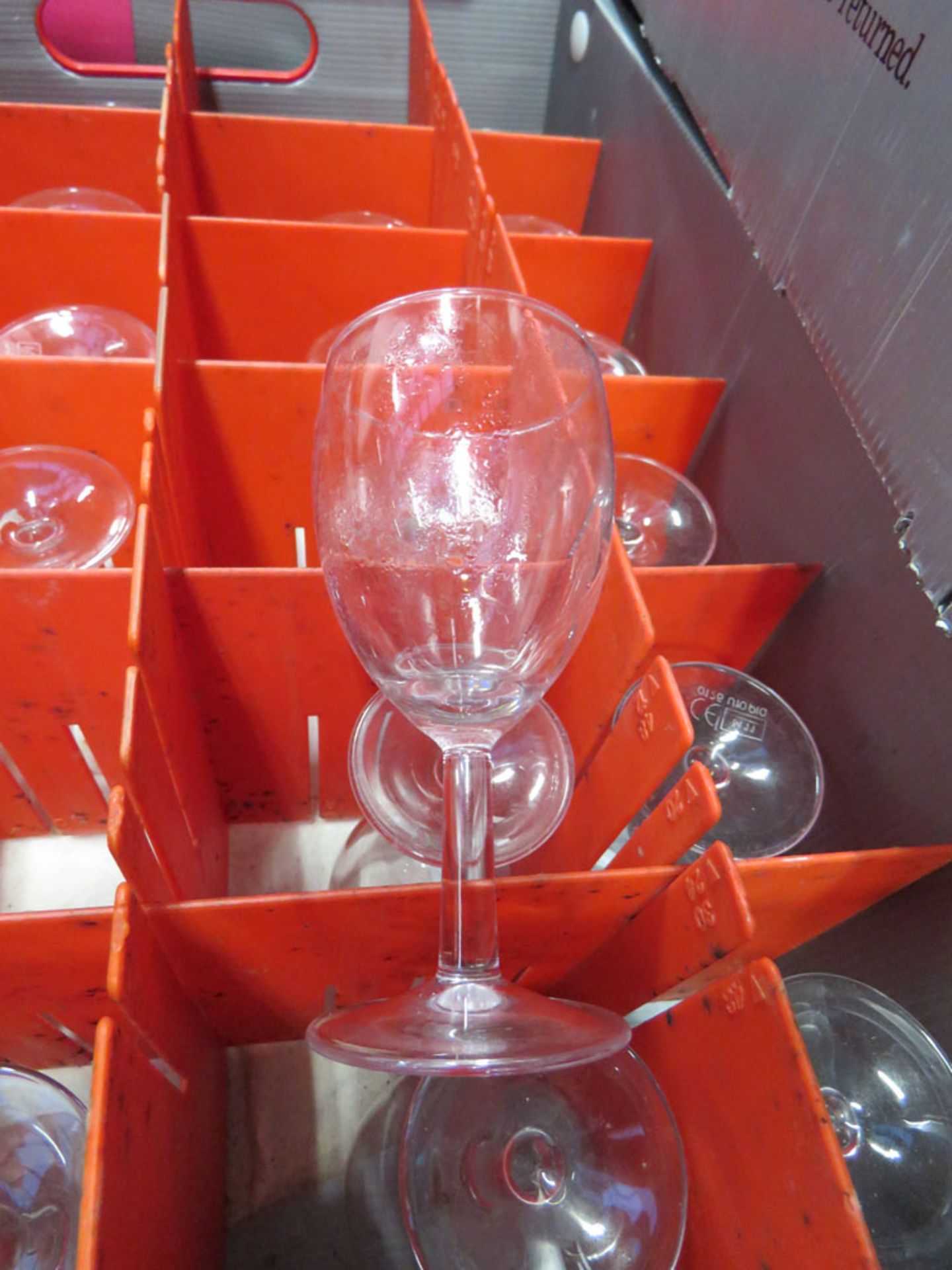 Large pallet of wine glasses, various sizes - Image 2 of 2
