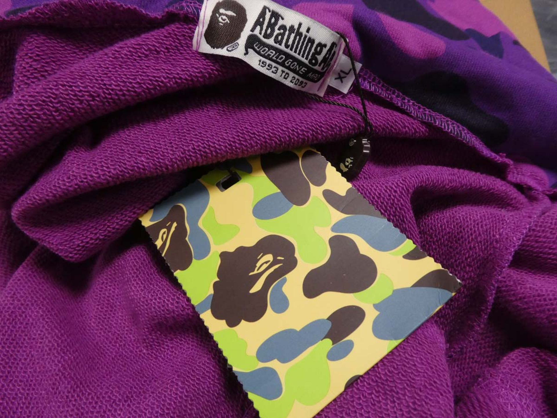 A Bathing Ape World Gone Mad shark hoodie in purple size XL - Image 3 of 3