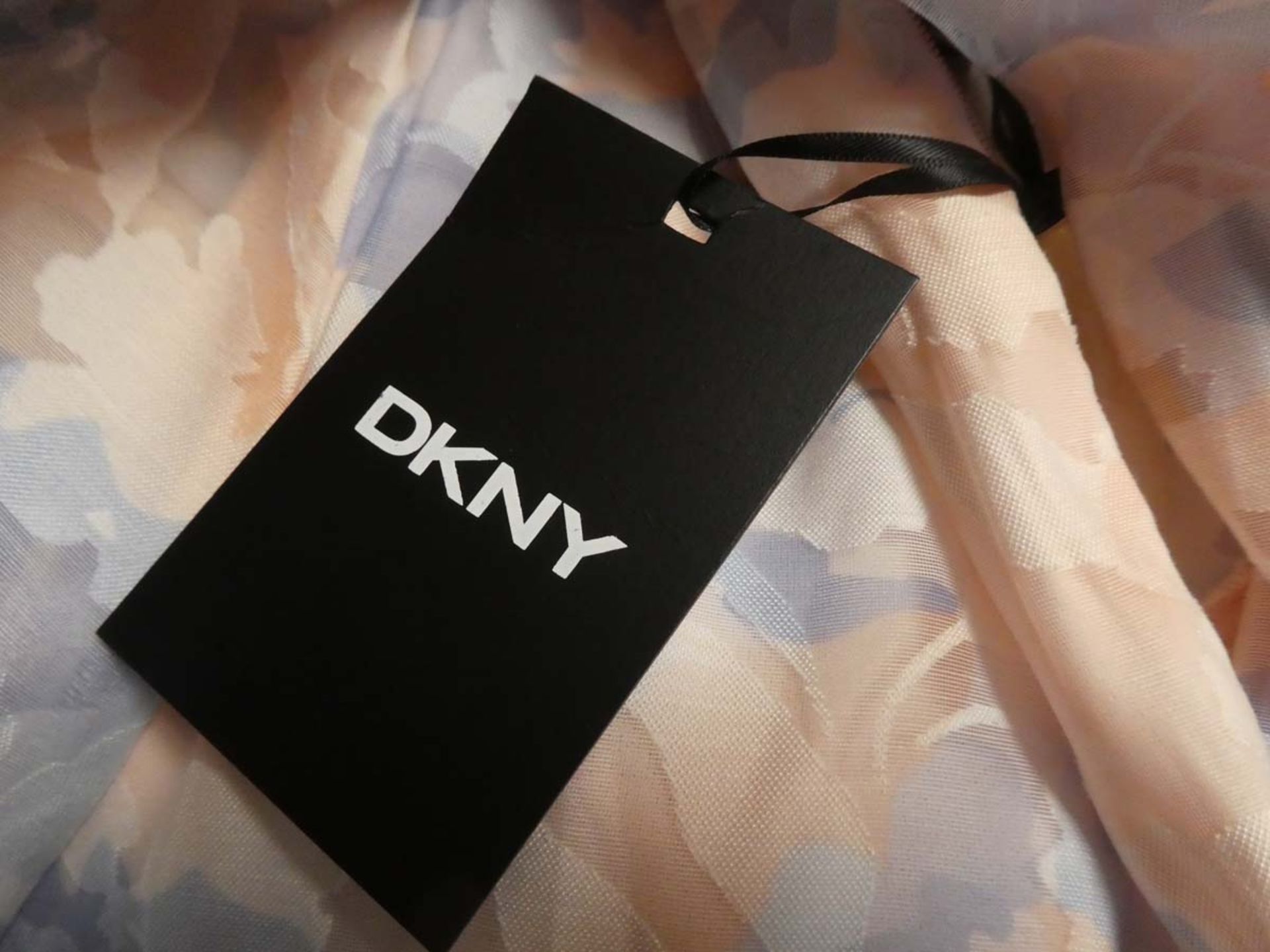 DKNY ladies floral print dress size 12 - Image 2 of 2