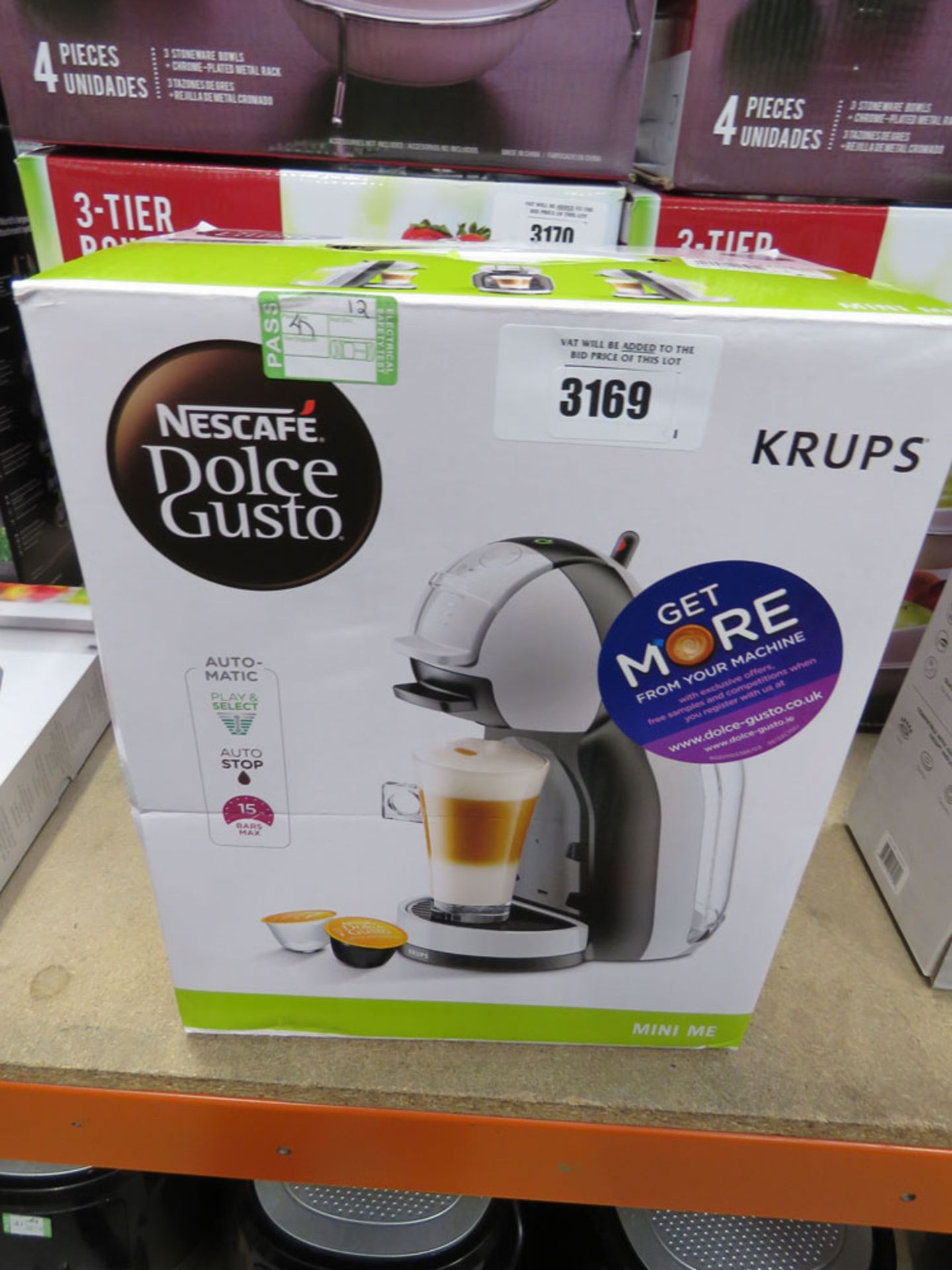 (TN12) Nescafe Dolce Gusto Mini Me coffee machine with box - Image 2 of 2