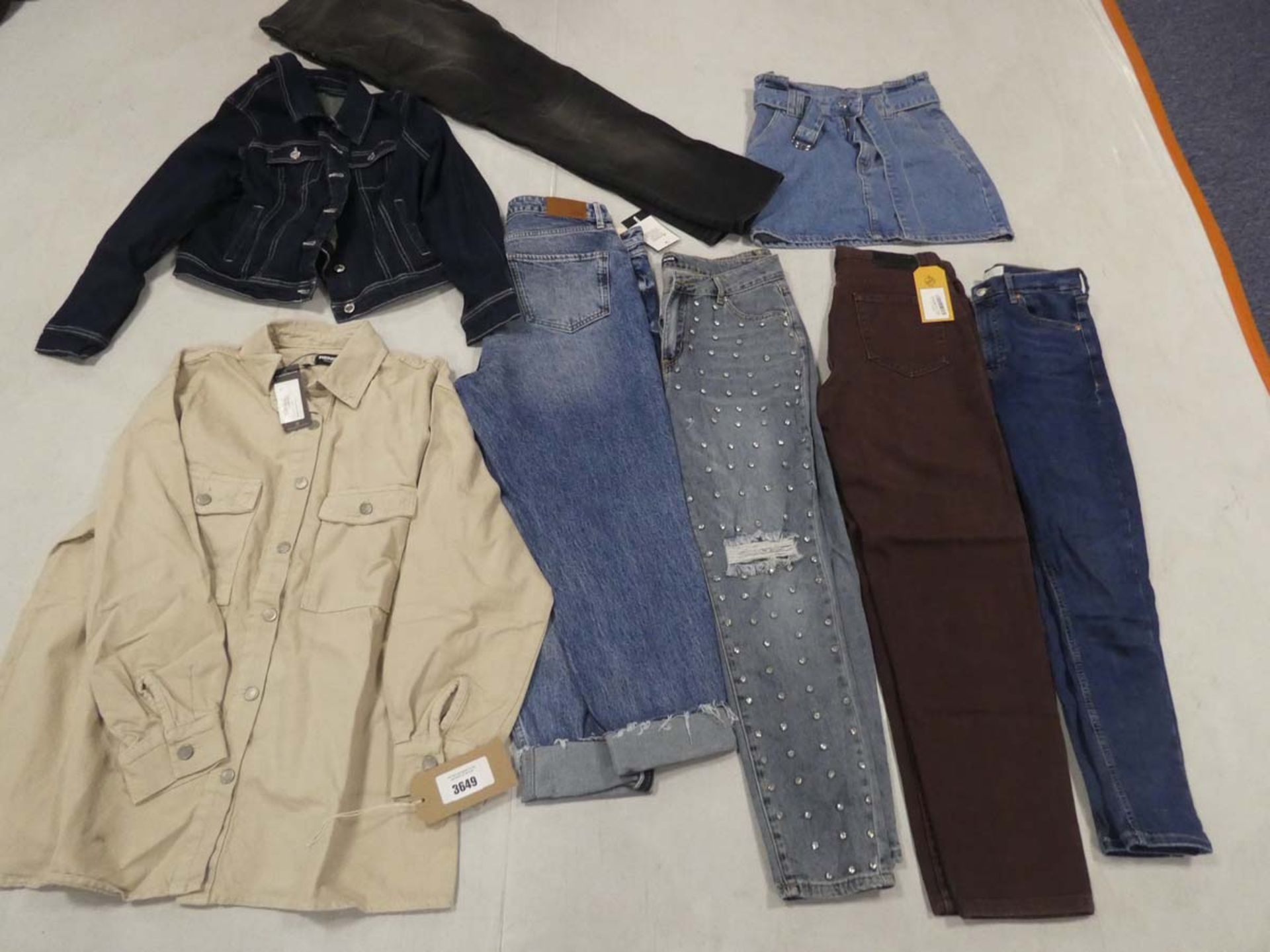 Selection of denim wear to include Fashion Nova, Renew, TopShop, etc