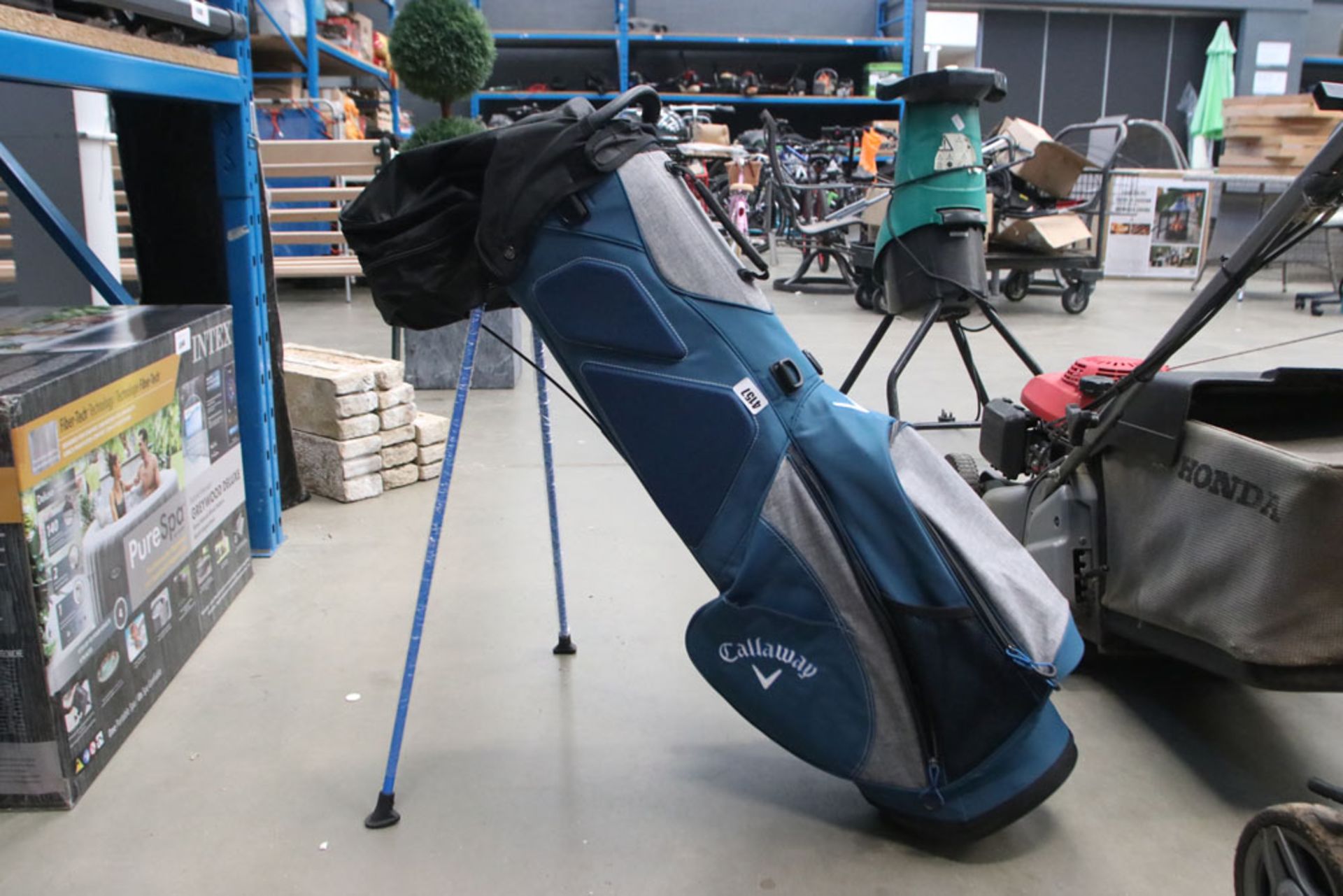 Blue and grey Callaway golf bag