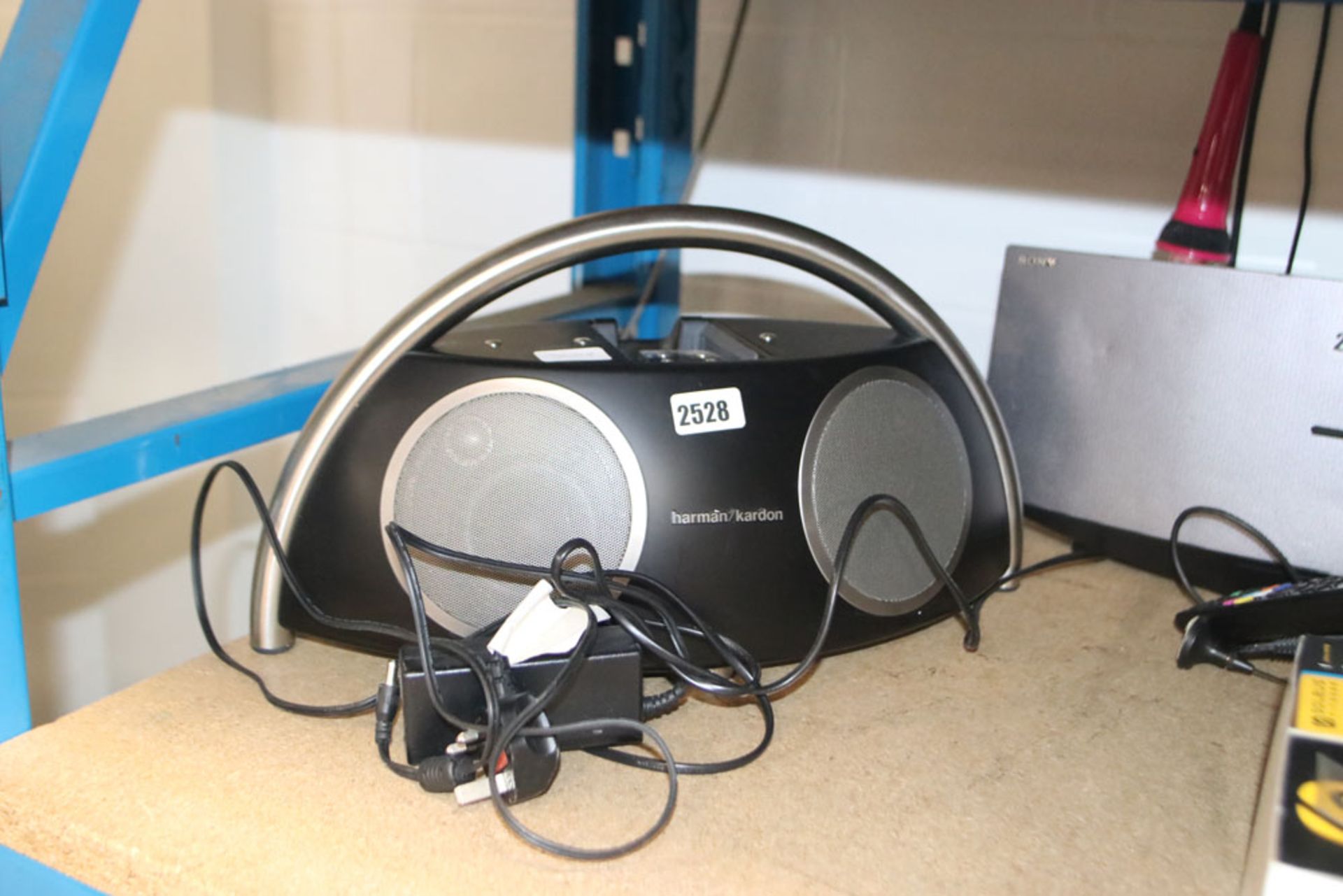 Harmon Kardon portable speaker set with power cable