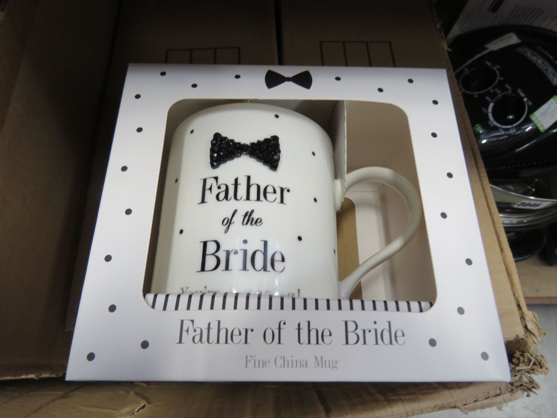 Box containing approx 14 Father of the Bride mugs - Image 2 of 2