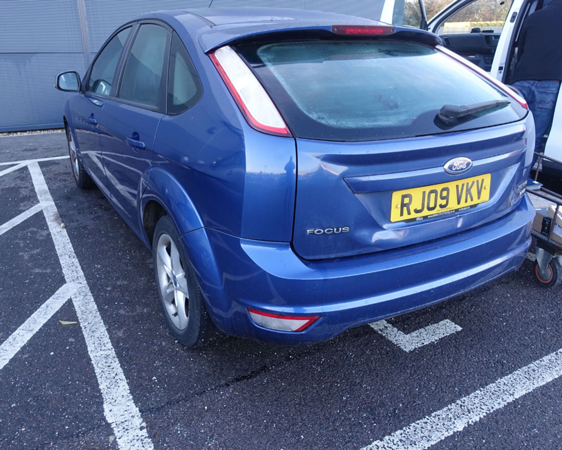 RJ09 VKV (2009) Ford Focus Zetec 1560cc TDCI 5 door hatchback, No documents, MOT to 13.3.22. - Image 3 of 9