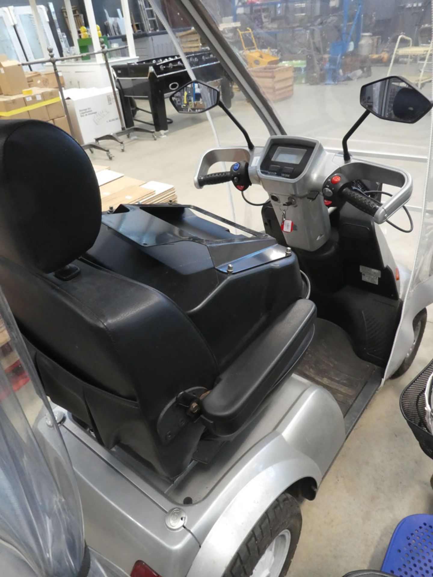 TGA large 4-wheel mobility scooter with canopy, logbook, back box, keys and charger - Image 6 of 6