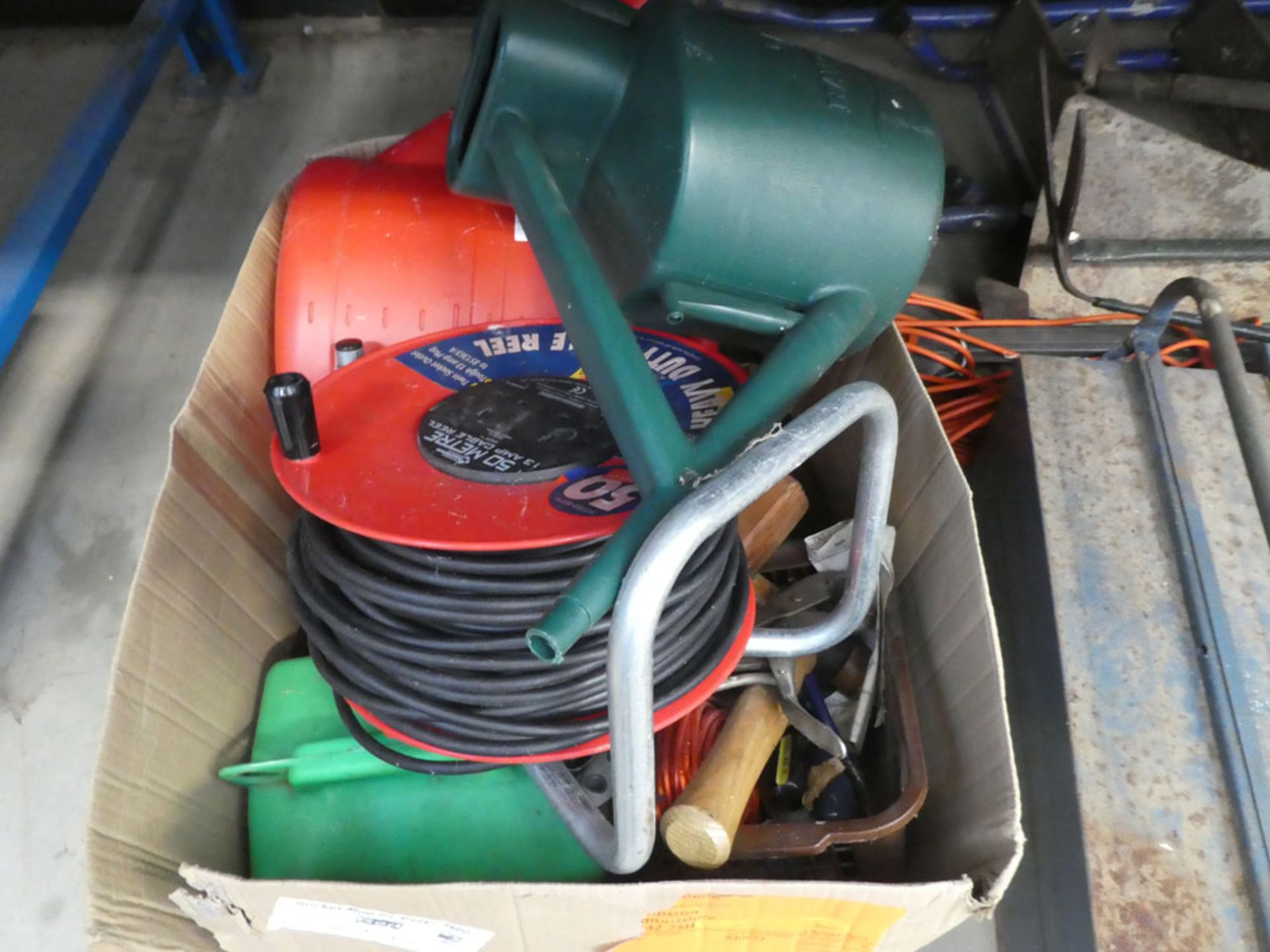 Large underbay containing small steps, hover mower, toolboxes, tools, extension cable, watering - Image 2 of 6