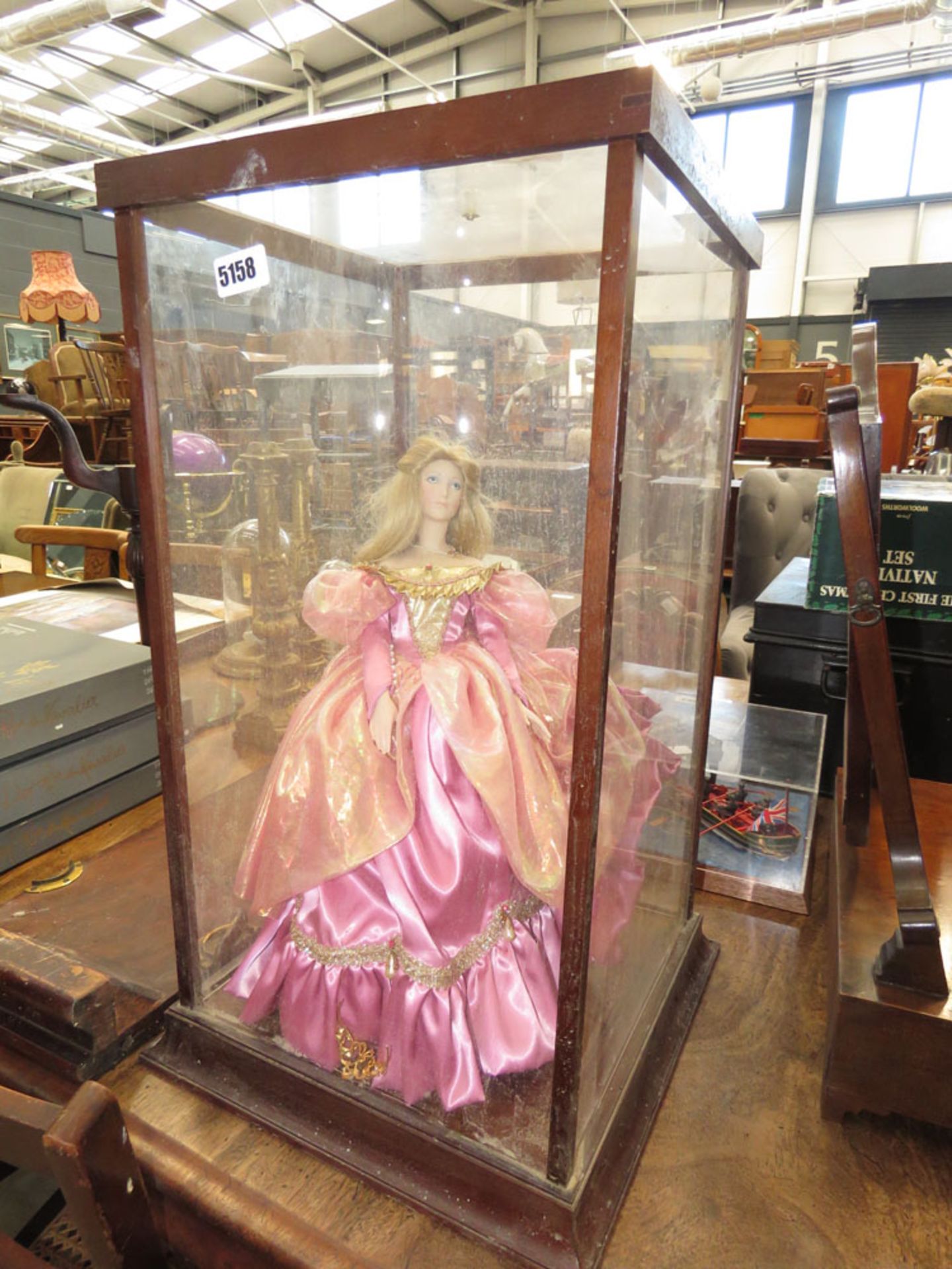 Display case with a figure of Cinderella