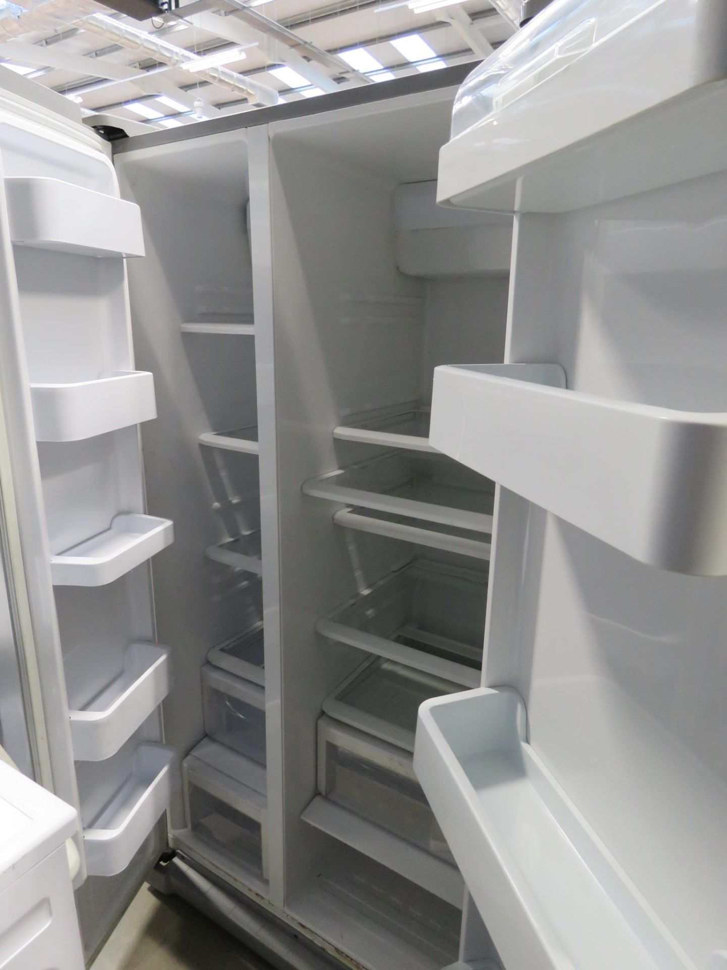 Samsung double door fridge freezer - Image 2 of 2