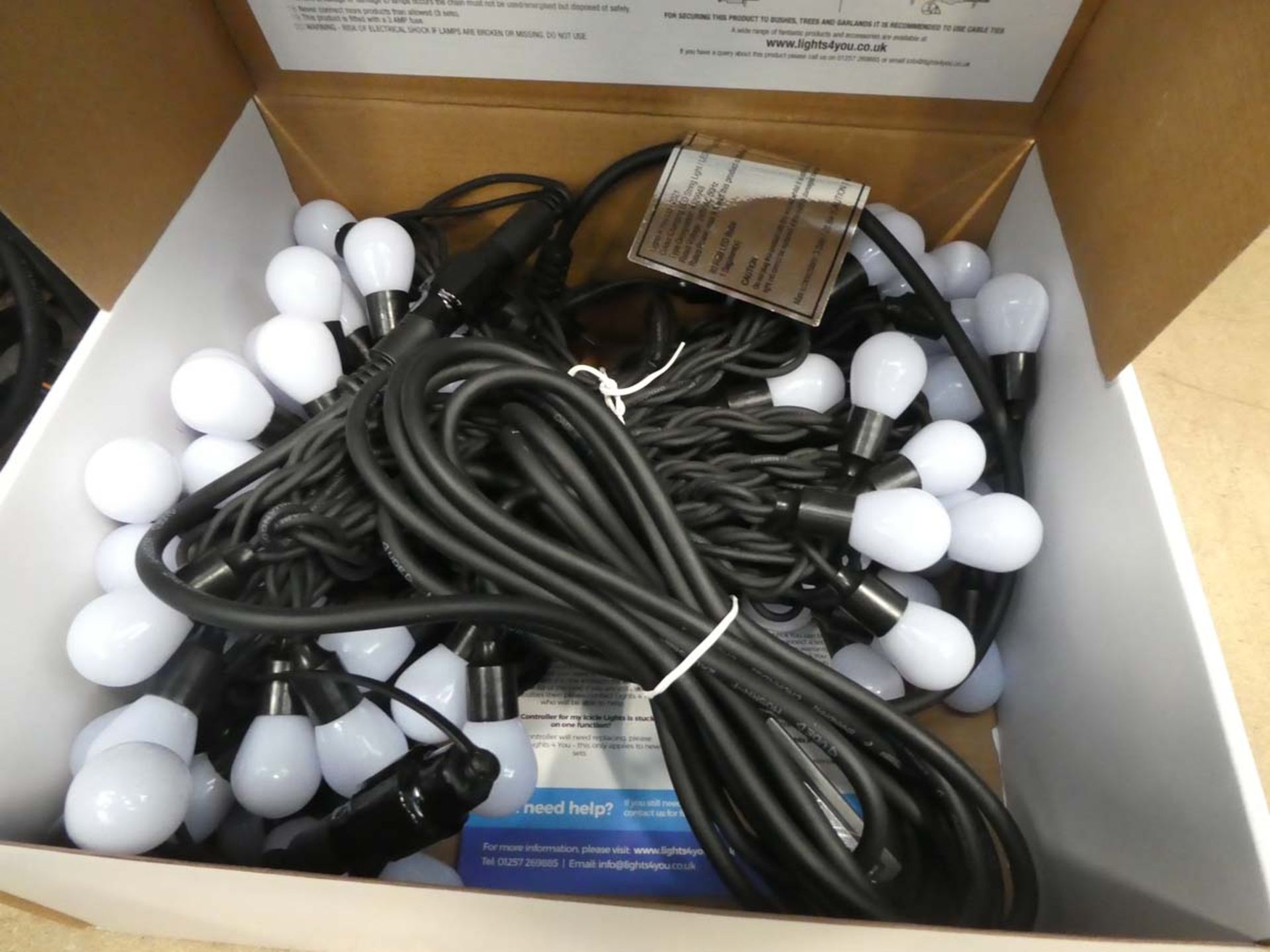 Box of LED vintage string lights, loose string lights, GLO globe light, LED colour changing - Image 2 of 2