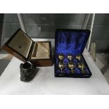 Pot in the form of a bulldog, small jewellery box plus a boxed set of 6 miniature goblets