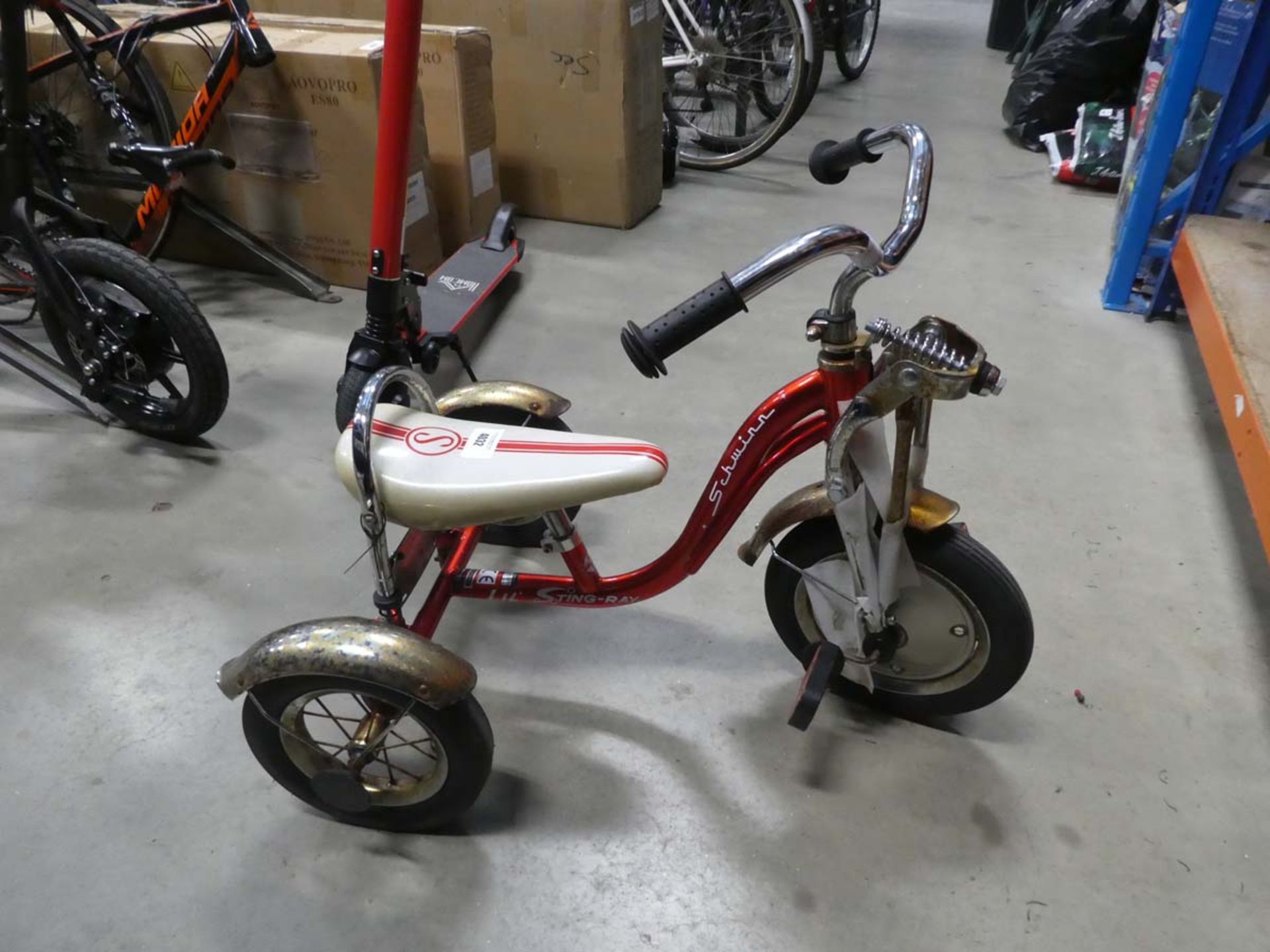 Shcwinn tricycle