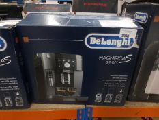 Delonghi Magnifica S Smart coffee machine with box