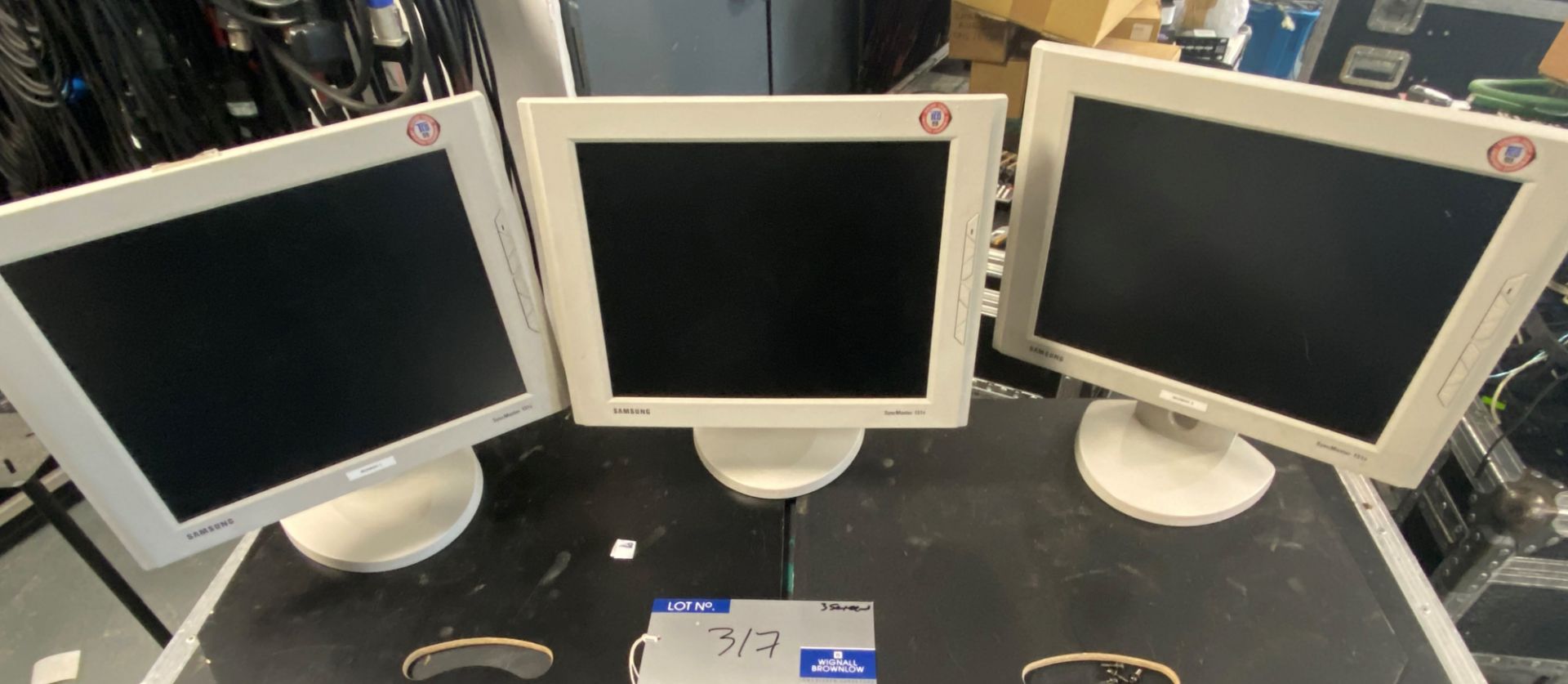 3 Samsung SyncMaster T151S Monitors (not tested).