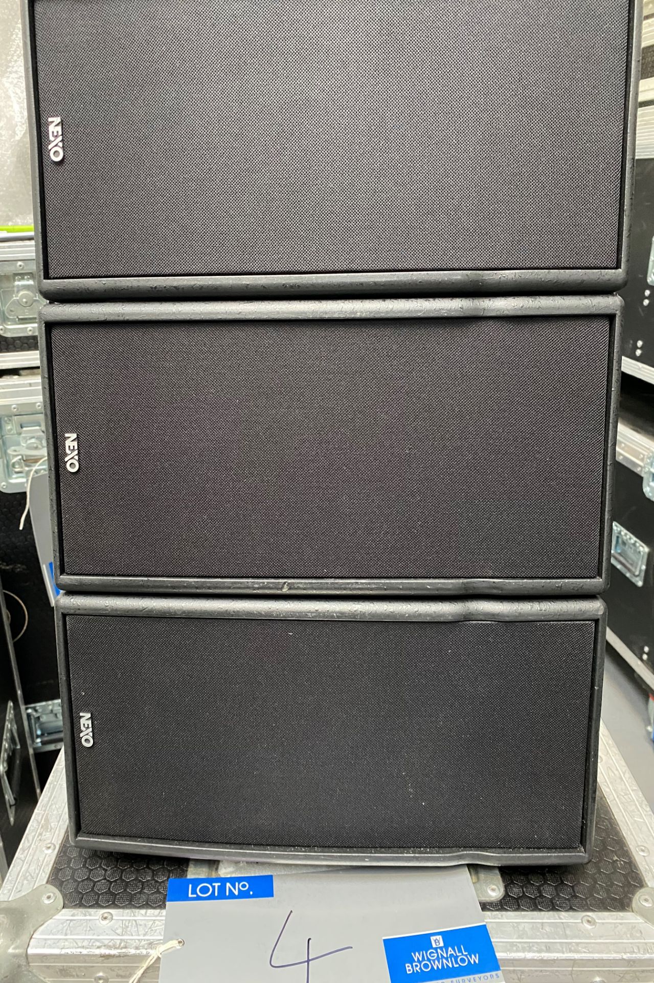 3 NEXO Geo M620 Compact Line Array Speakers with mobile flight case (in working order).