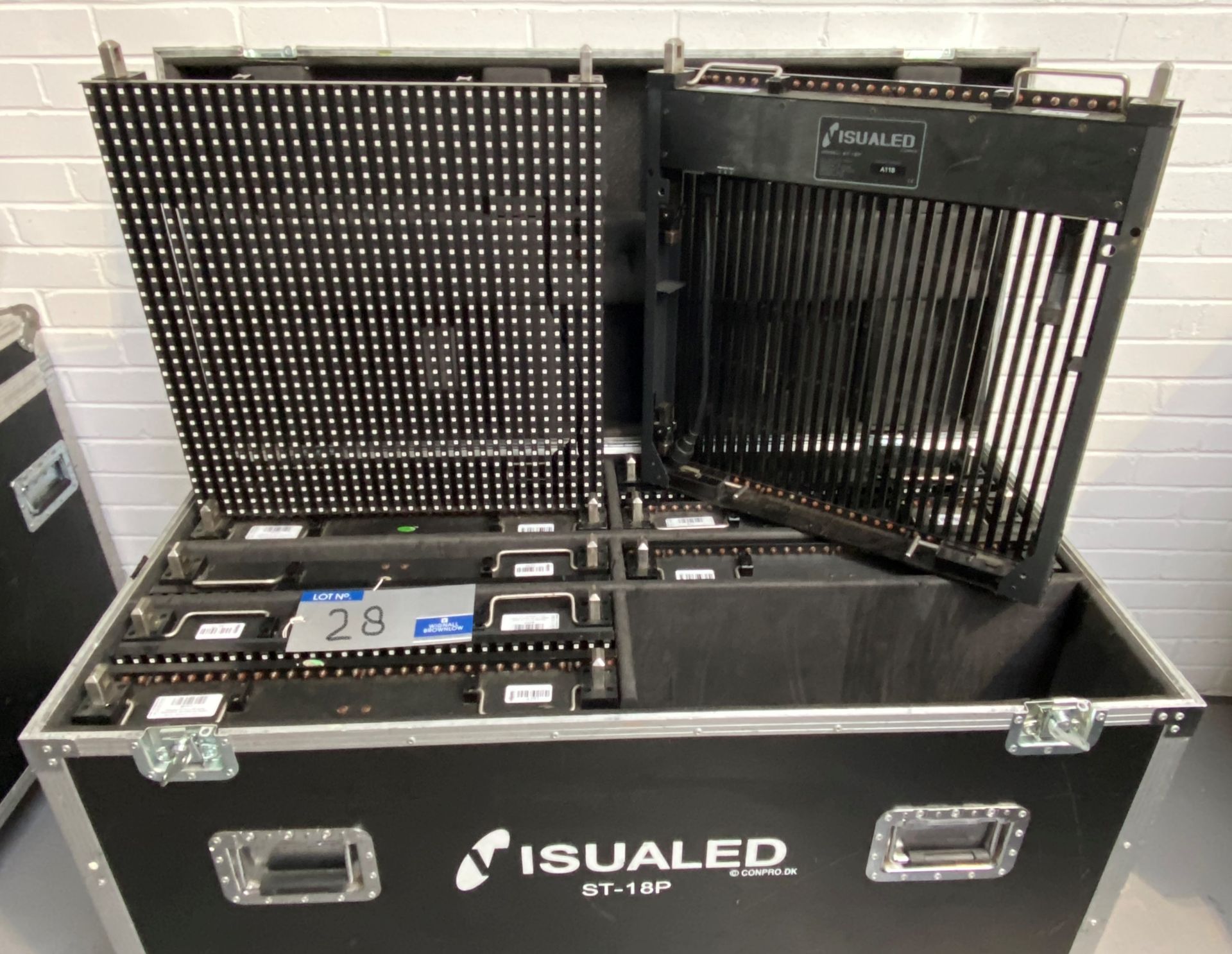 9 Visualed ST-18P LED Screen Panels with mobile flight case (in working order), please note that