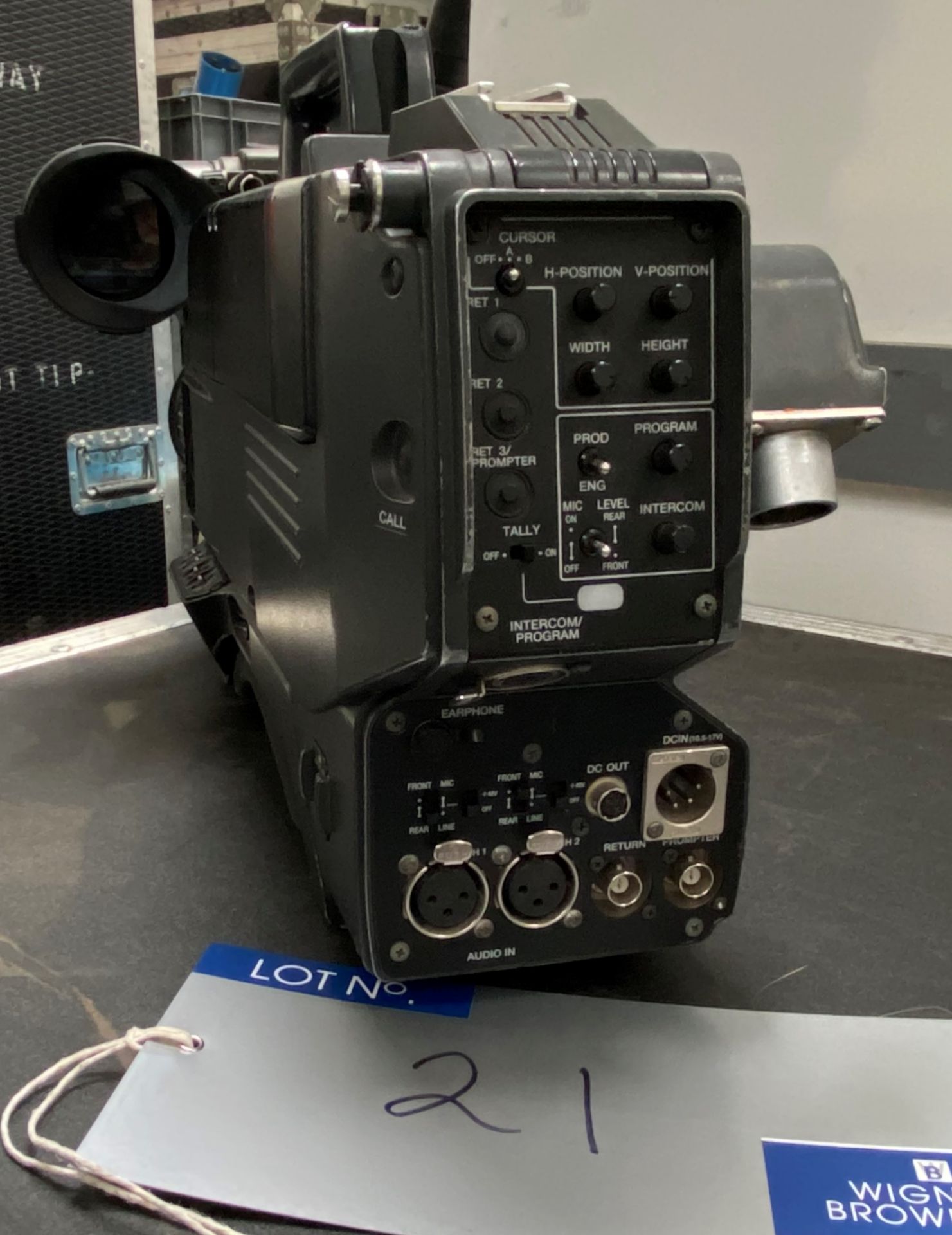 A Sony DXC-D55WSP SD Camera Channel with Canon BCTV Zoom Lens, Camera Control Unit, Remote Control - Image 4 of 8