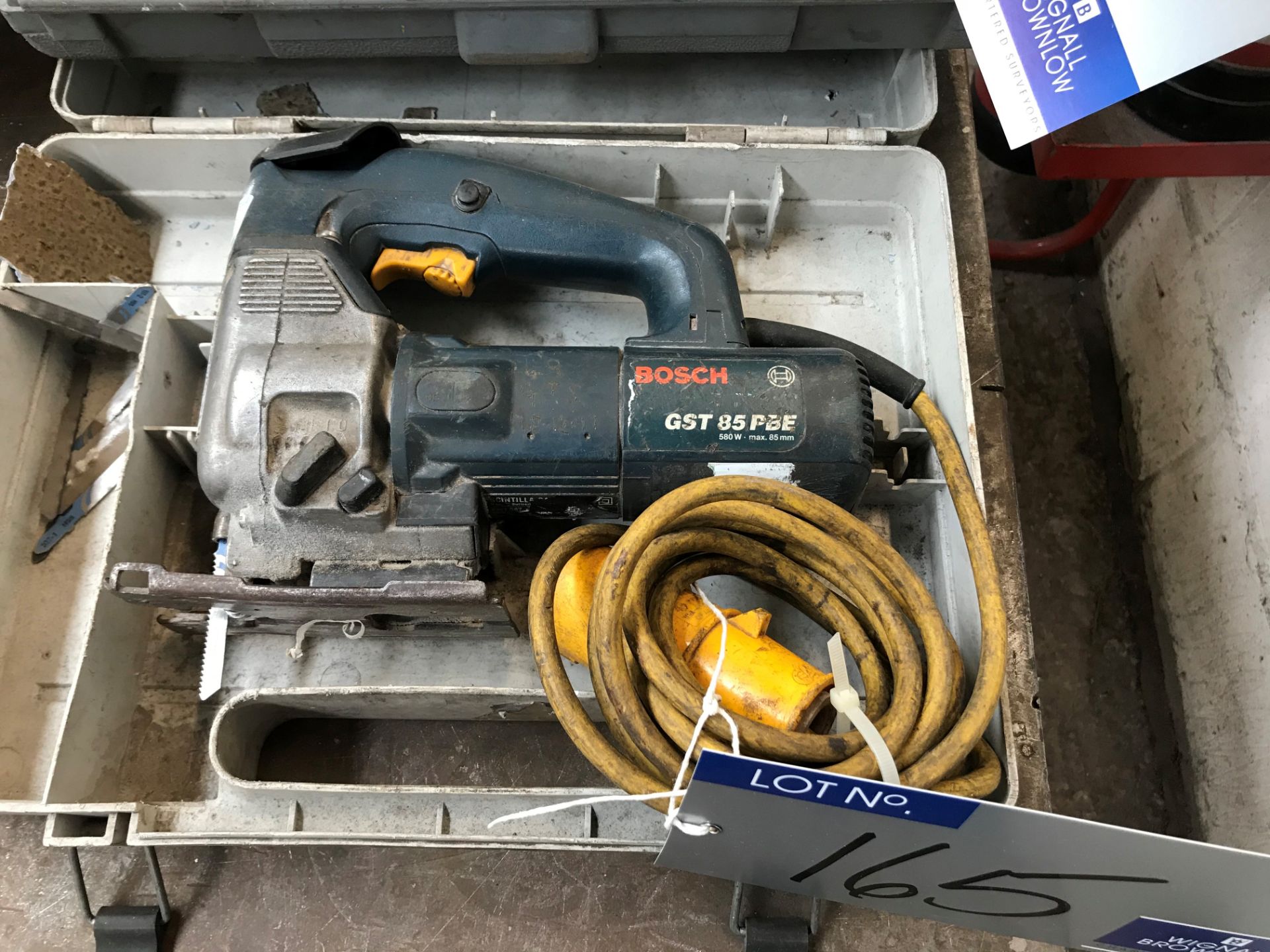 A Bosch GST85PBE Jigsaw with case, 110v.