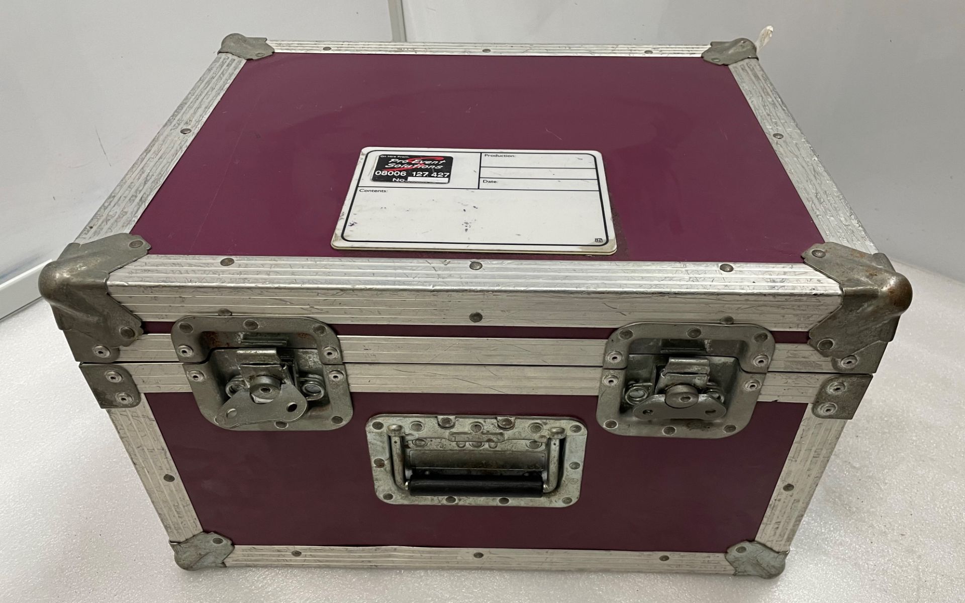 A Flight Case, 50cm w x 38cm dp x 31cm h (external), 47cm w x 35cm dp x 28cm h (internal without - Image 2 of 2