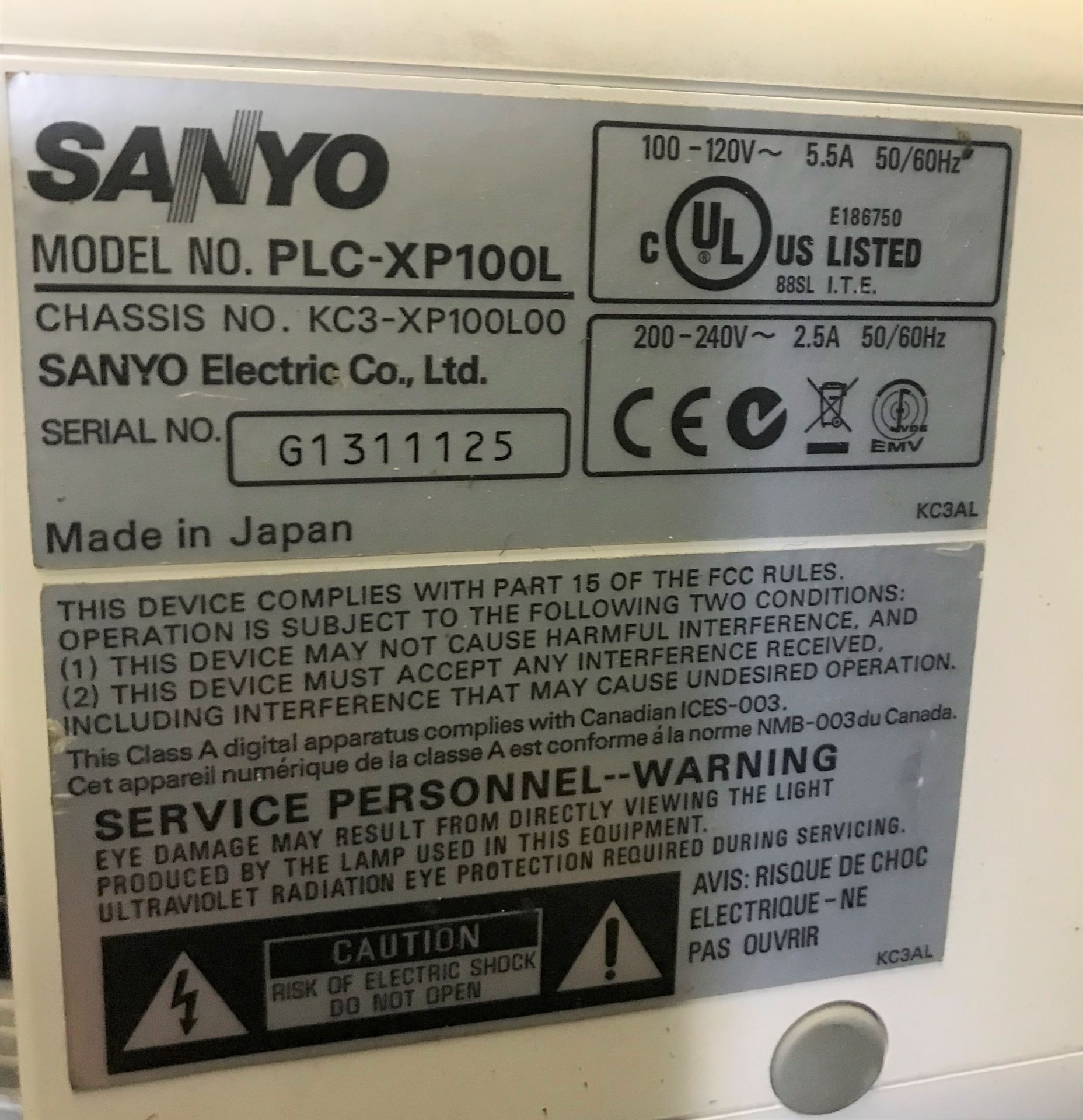 A Sanyo PLC-XP100L PROxtraX Multiverse Projector No.G1311125 with Short Throw On Axial Lens, 0.8:1 - Image 3 of 4