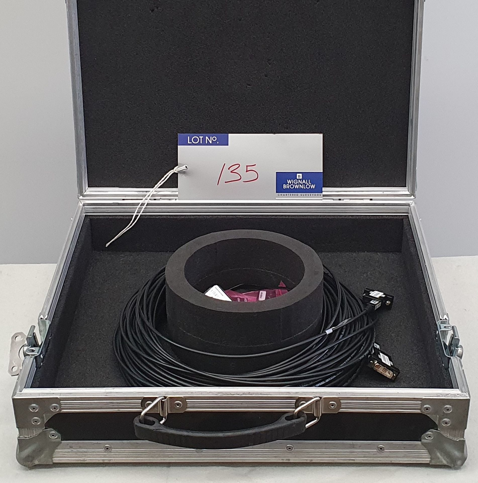 50m Kramer DVI Fibre Cable with PSU and slim 5star flight case, 440mm x 490mm x 150mm. - Image 3 of 3