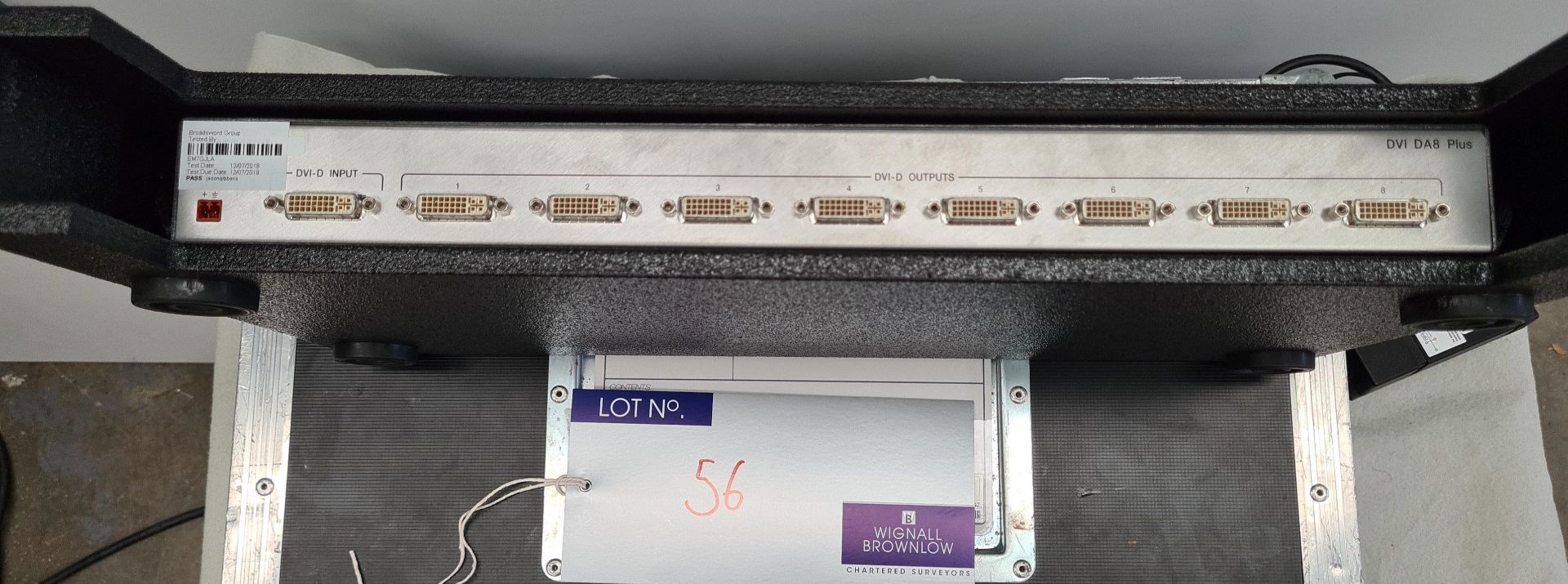 An Extron DVI DA Plus SERIES 1:8 Distribution Amplifier with psu and 5star flight case (delivers - Image 2 of 2