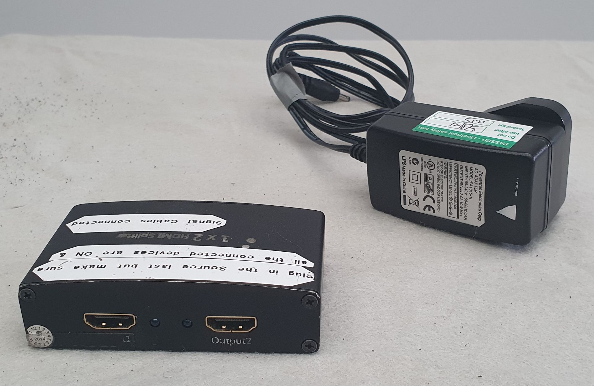 A 1x2 HDMI Splitter with psu. - Image 2 of 2