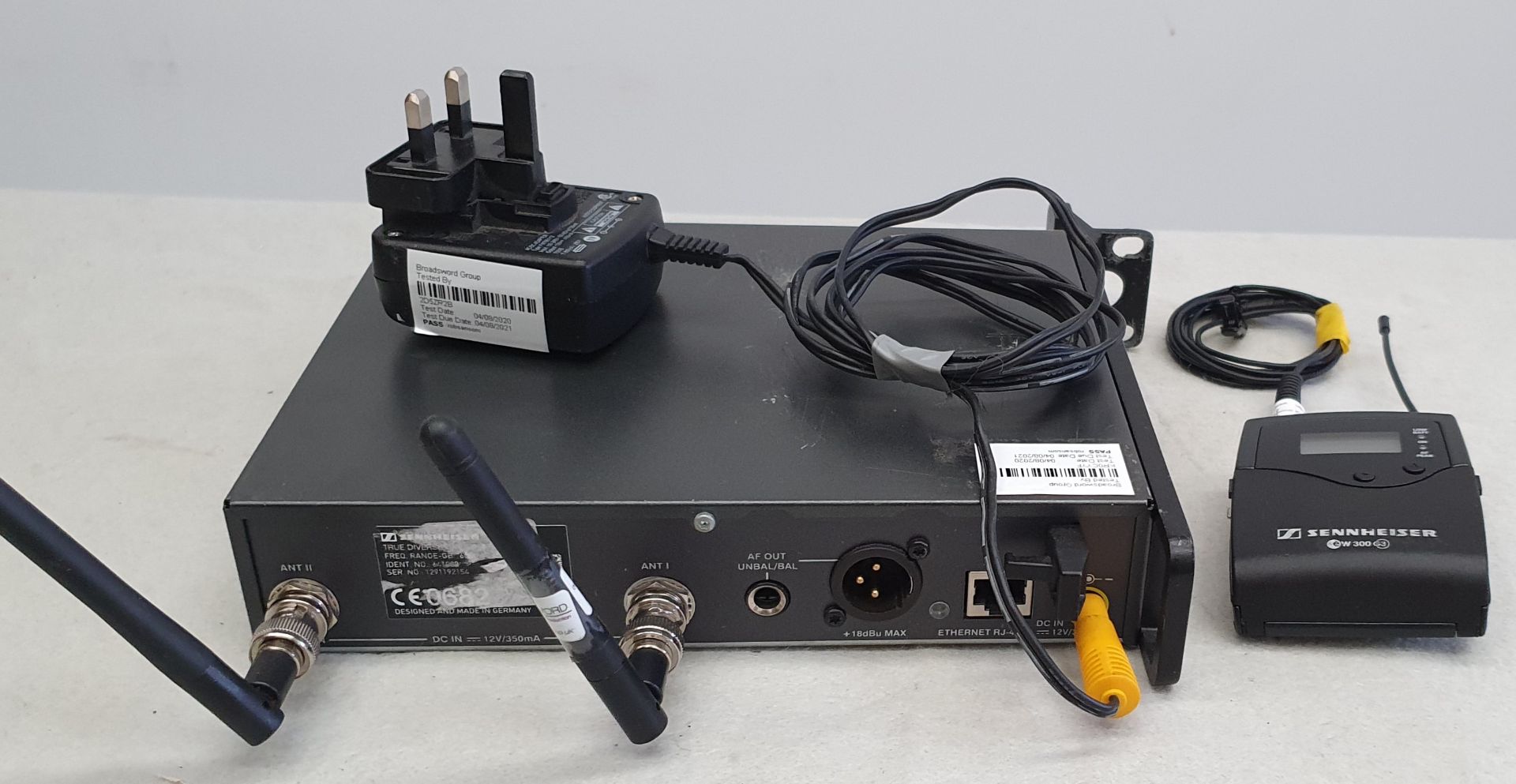 A Sennheiser ew300 G3 Mains Receiver with ew300G3 Bodypack Transmitter and Lapel Microphone (no - Image 2 of 2