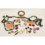 Vintage Parcel of Costume Jewellery