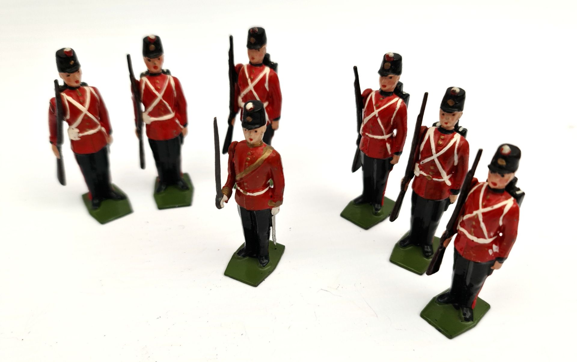 Vintage 7 Britain's Cast Metal Toy Soldiers 6cm tall