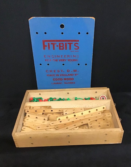 Vintage Toy Fit-Bits Childs Construction Set Boxed.