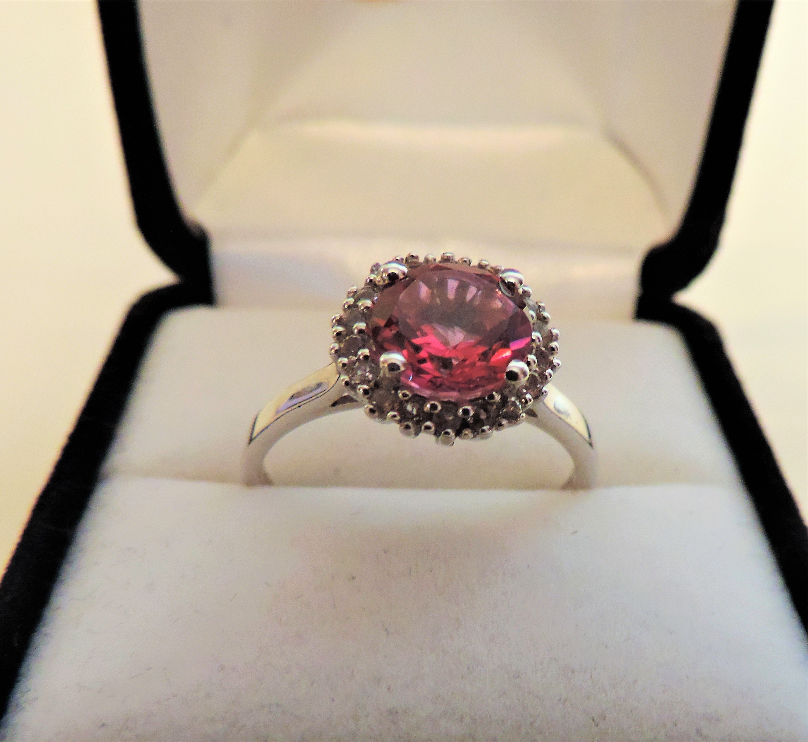 2.50ct Pink Topaz Ring in 925 Sterling Silver - Image 3 of 4