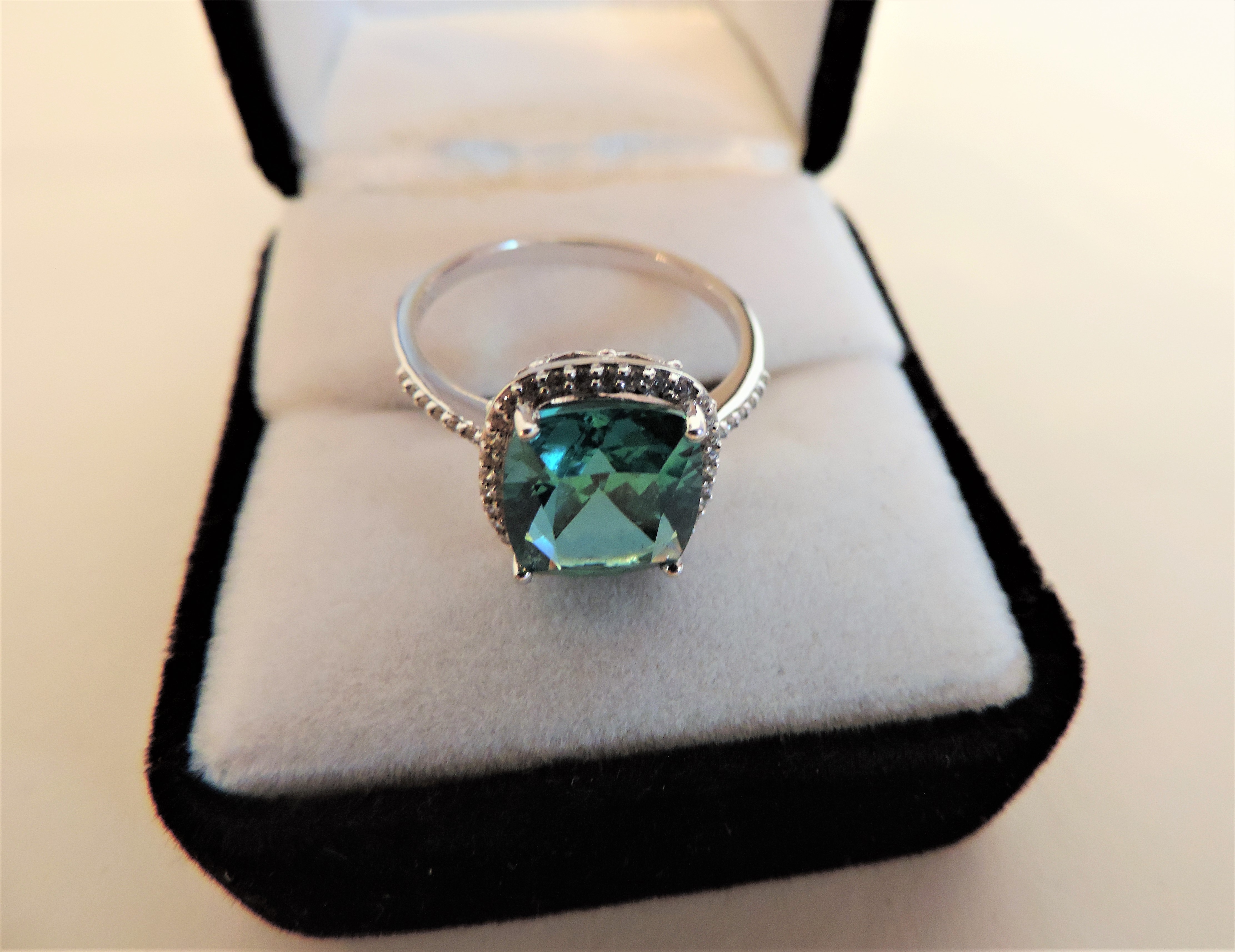 5.2 carat Green Tourmaline Ring in 925 Sterling Silver - Image 4 of 6