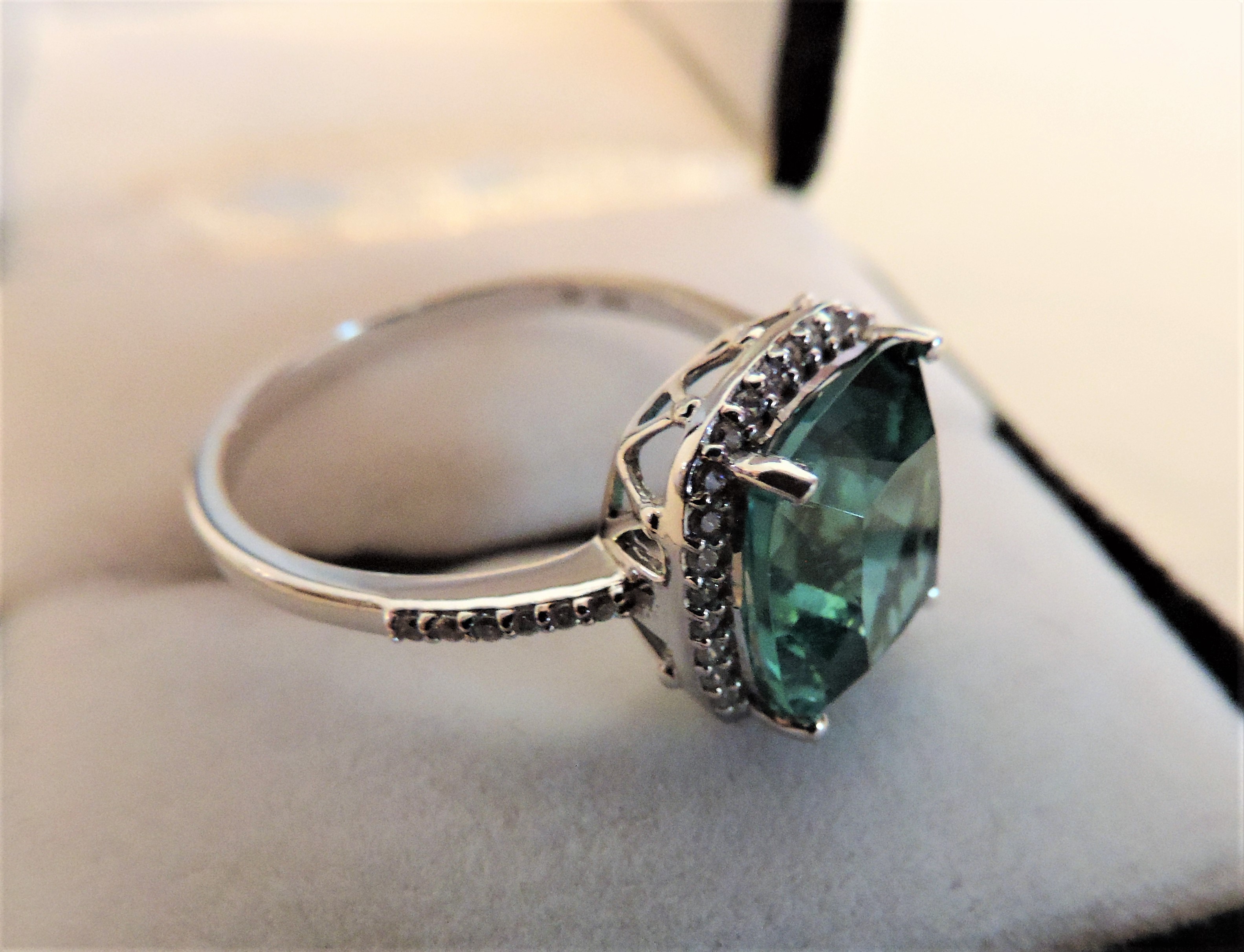 5.2 carat Green Tourmaline Ring in 925 Sterling Silver - Image 6 of 6