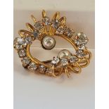 Vintage Gold Tone 3D Brooch With Faux Diamond And Pearl Style Beads