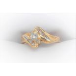 10Ct Yellow Gold Diamond Set Crossover Ring