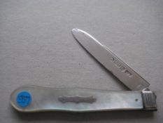 Victorian Mother of Pearl Hafted Silver Bladed Folding Fruit Knife