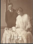 ROYALTY FINE SIGNED PHOTO PRINCESS ROYAL COUNTESS OF HAREWOOD GEORGE LASCELLES 1923 A fine hand sig