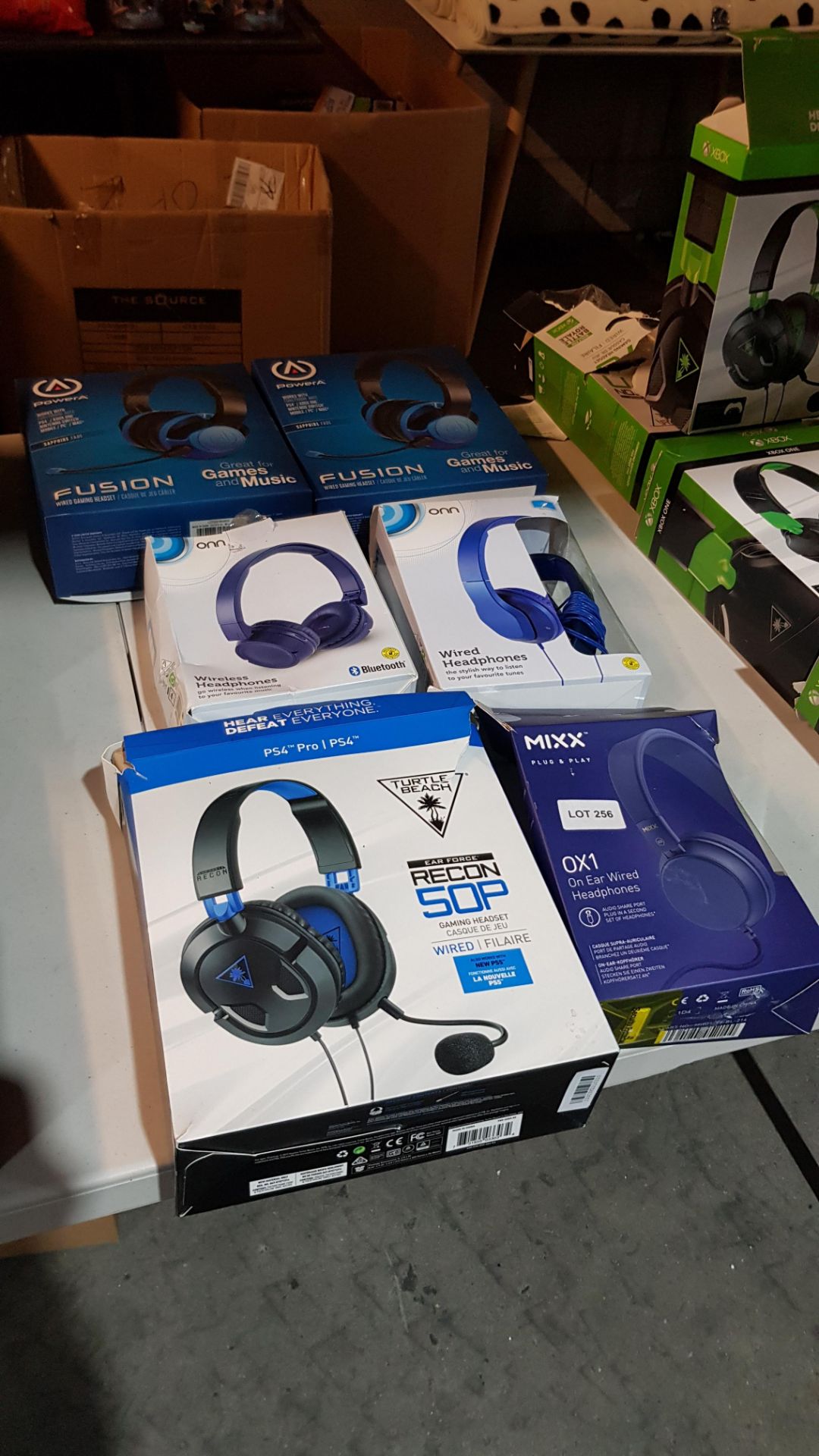 6 Items Ð 2 X Power A Fusion Gaming Headset Sapphire Blue, 1 X Turtle Beach Ear Force PS4 Recon 50P