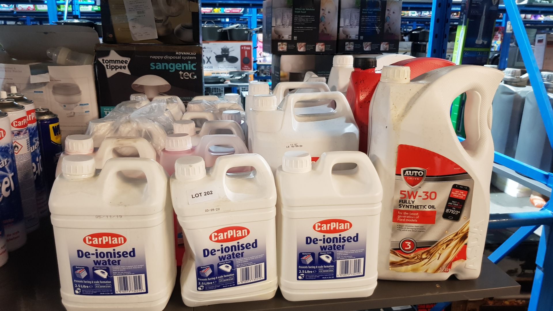 21 Items Ð To Include Carplan De-Ionised Water & 3 X Auto Drive 5W-30 Fully Synthetic Oil